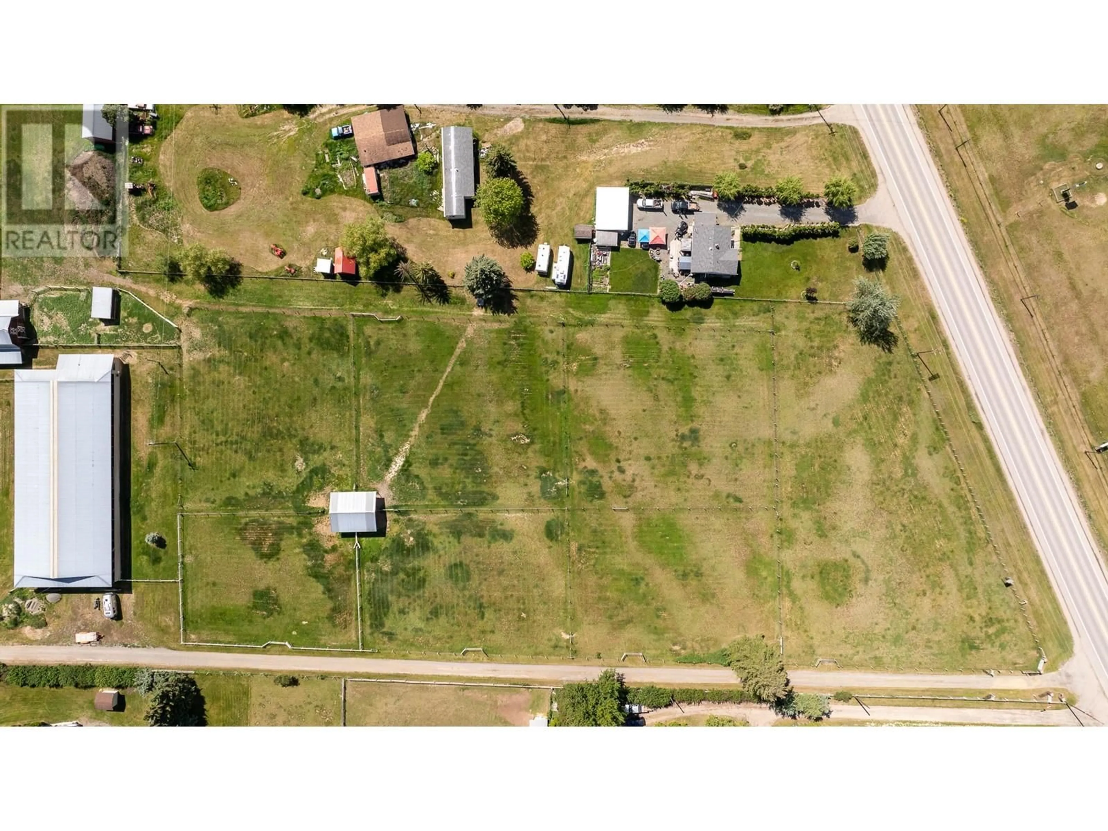 A pic from outside/outdoor area/front of a property/back of a property/a pic from drone, street for 4254 YELLOWHEAD HIGHWAY SOUTH, Barriere British Columbia V0E1E0