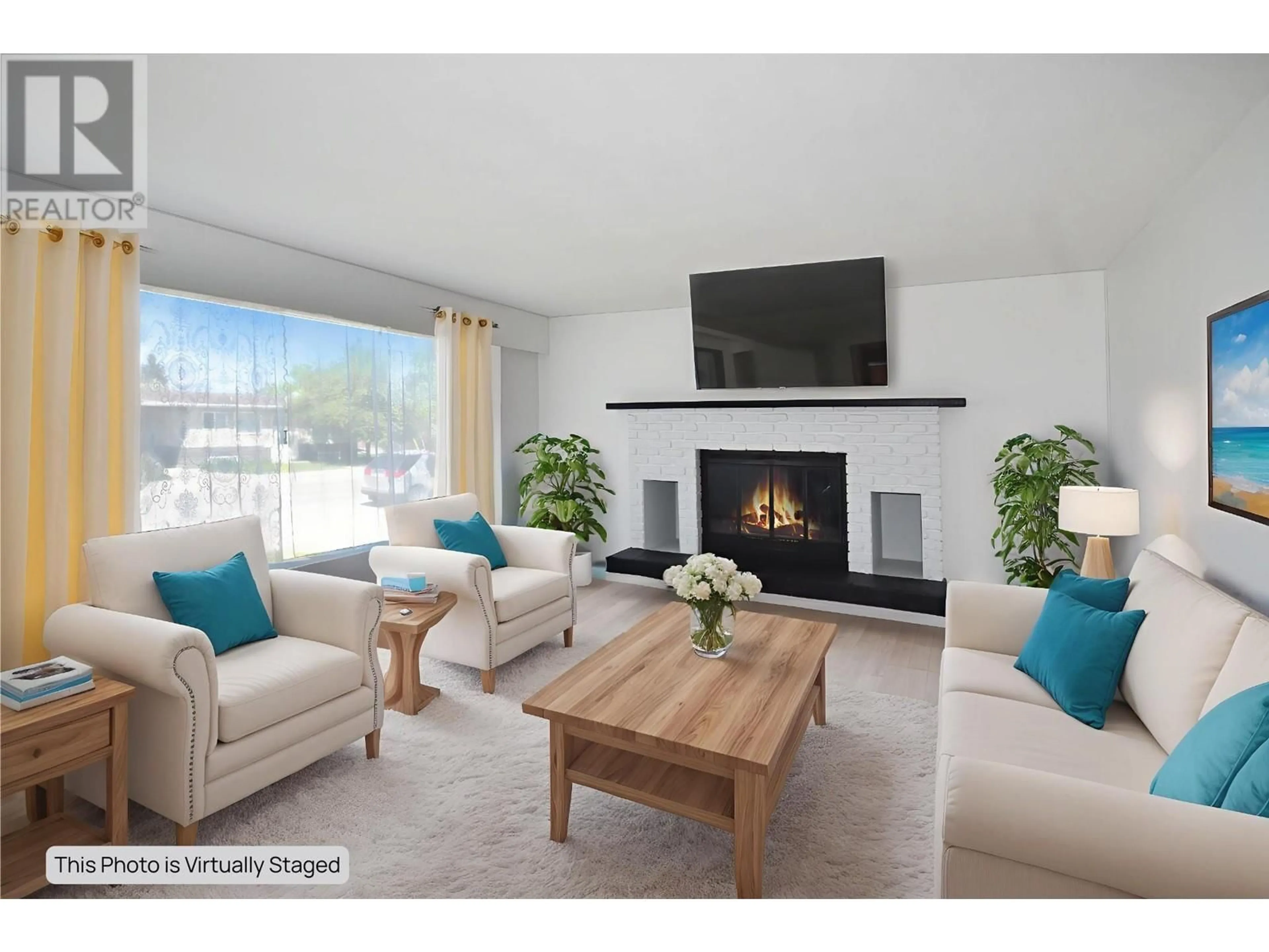 Living room with furniture, unknown for 319 11TH ST S STREET, Cranbrook British Columbia V1C1V1