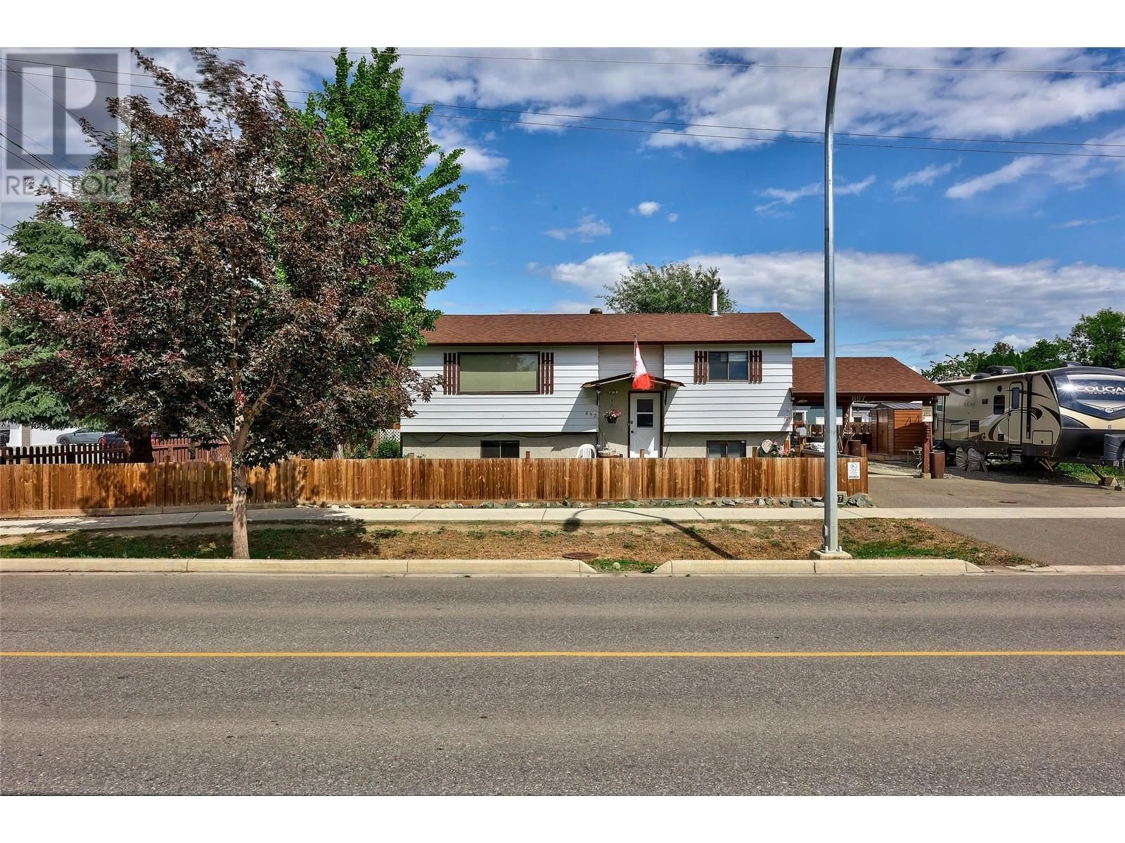 Unknown for 897 WINDBREAK STREET, Kamloops British Columbia V2B5N9