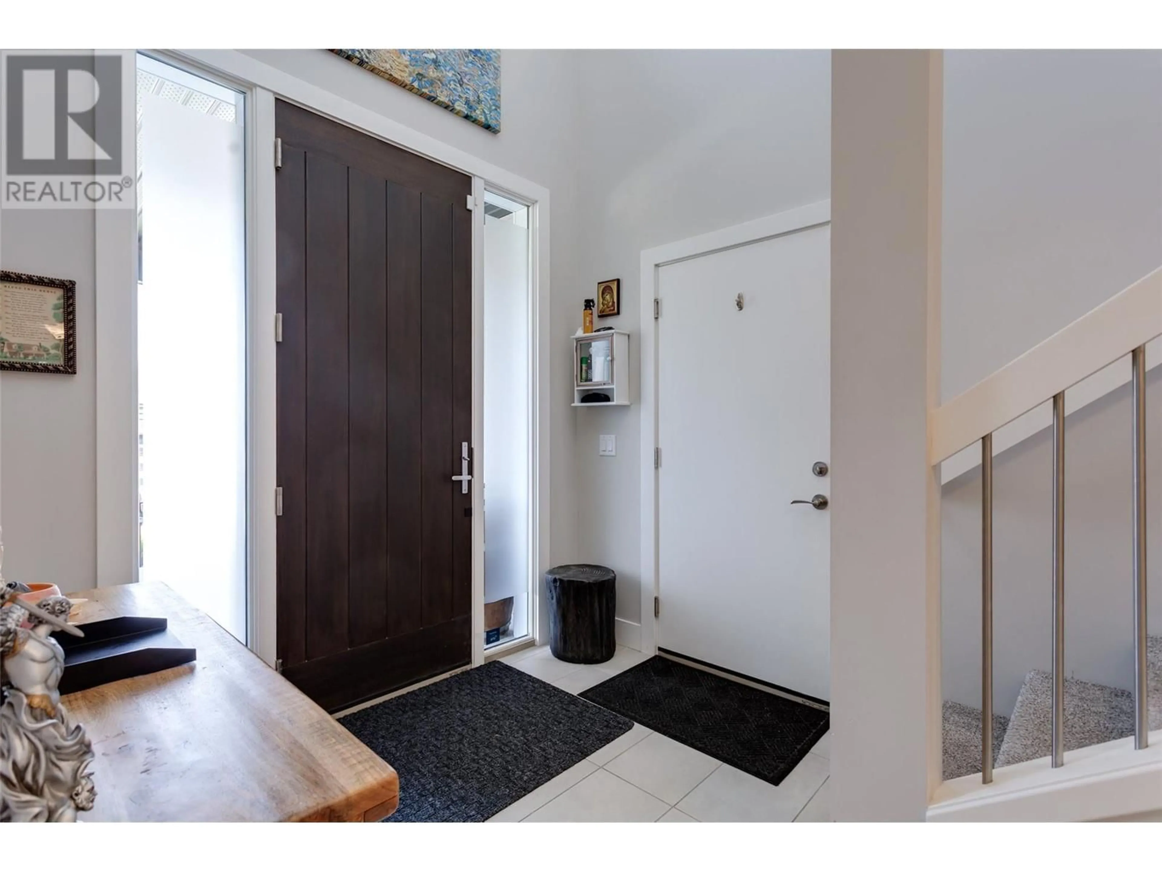Indoor entryway for 3411 WATER BIRCH CIRCLE CIRCLE, Kelowna British Columbia V1V3G1