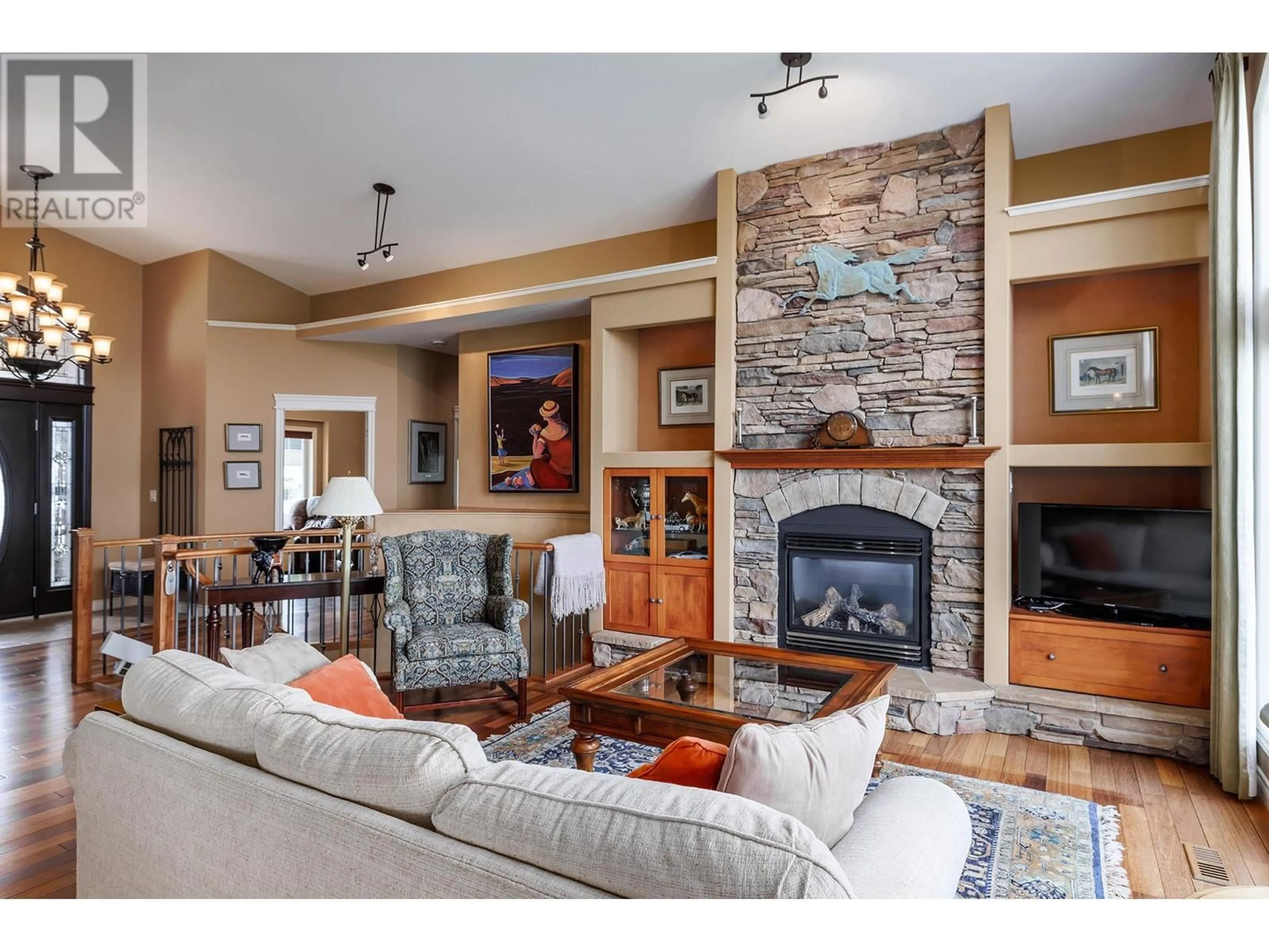Living room with furniture, unknown for 370 SANDPIPER STREET, Kelowna British Columbia V1W4K7