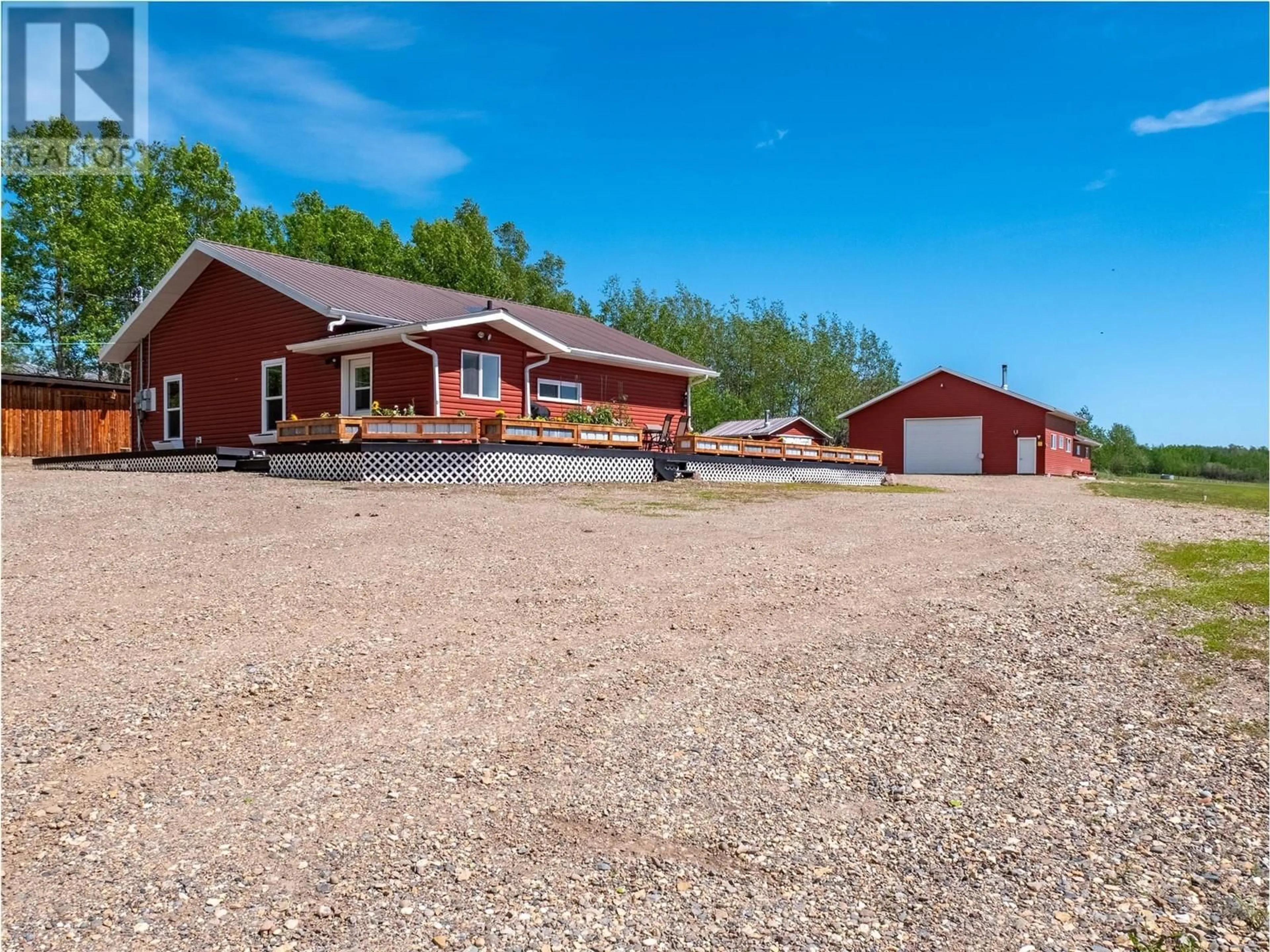 A pic from outside/outdoor area/front of a property/back of a property/a pic from drone, building for 10250 239 ROAD, Dawson Creek British Columbia V1G4G3