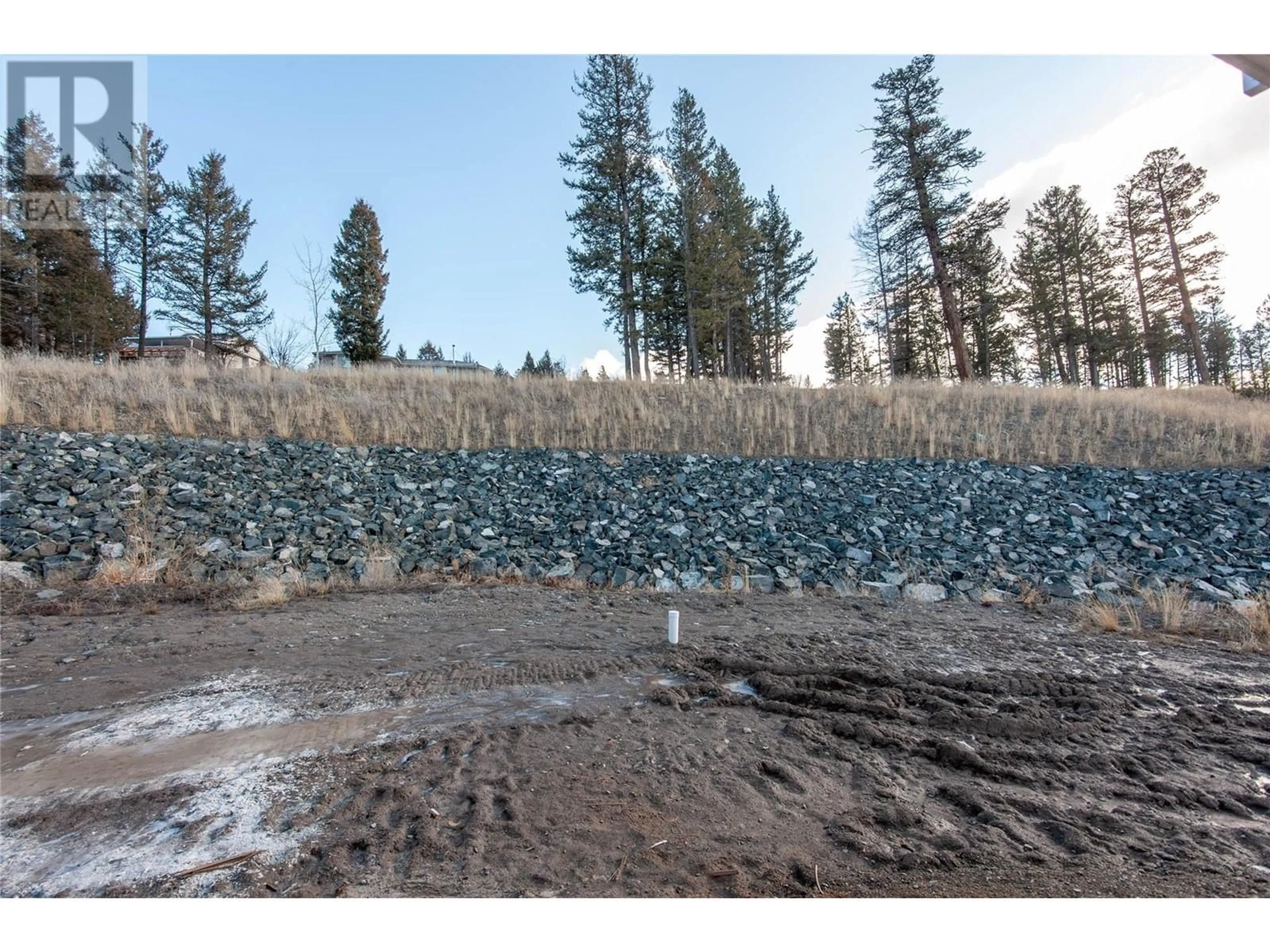 A pic from outside/outdoor area/front of a property/back of a property/a pic from drone, unknown for 431 POPLAR DRIVE, Logan Lake British Columbia V0K1W0