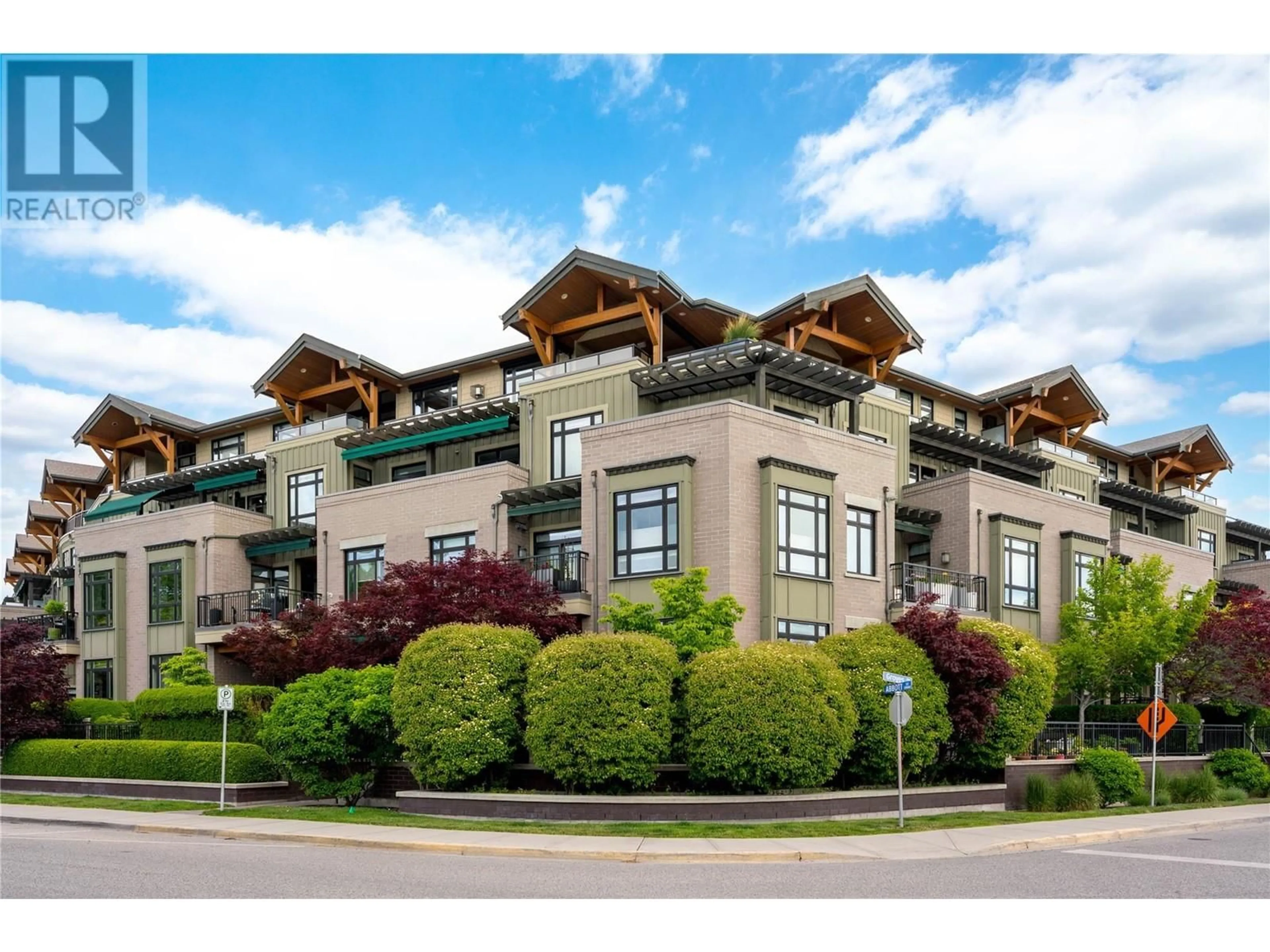 Unknown for 201 - 2901 ABBOTT STREET, Kelowna British Columbia V1Y1G7