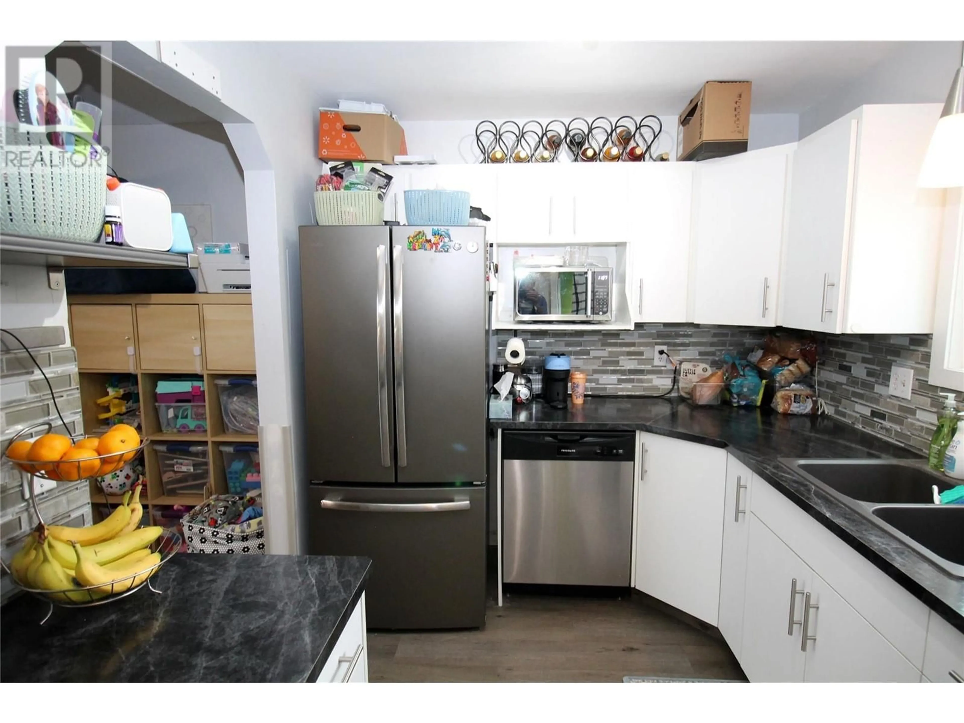 Standard kitchen, unknown for 106 - 970 OAKVILLE STREET, Penticton British Columbia V2A8J6