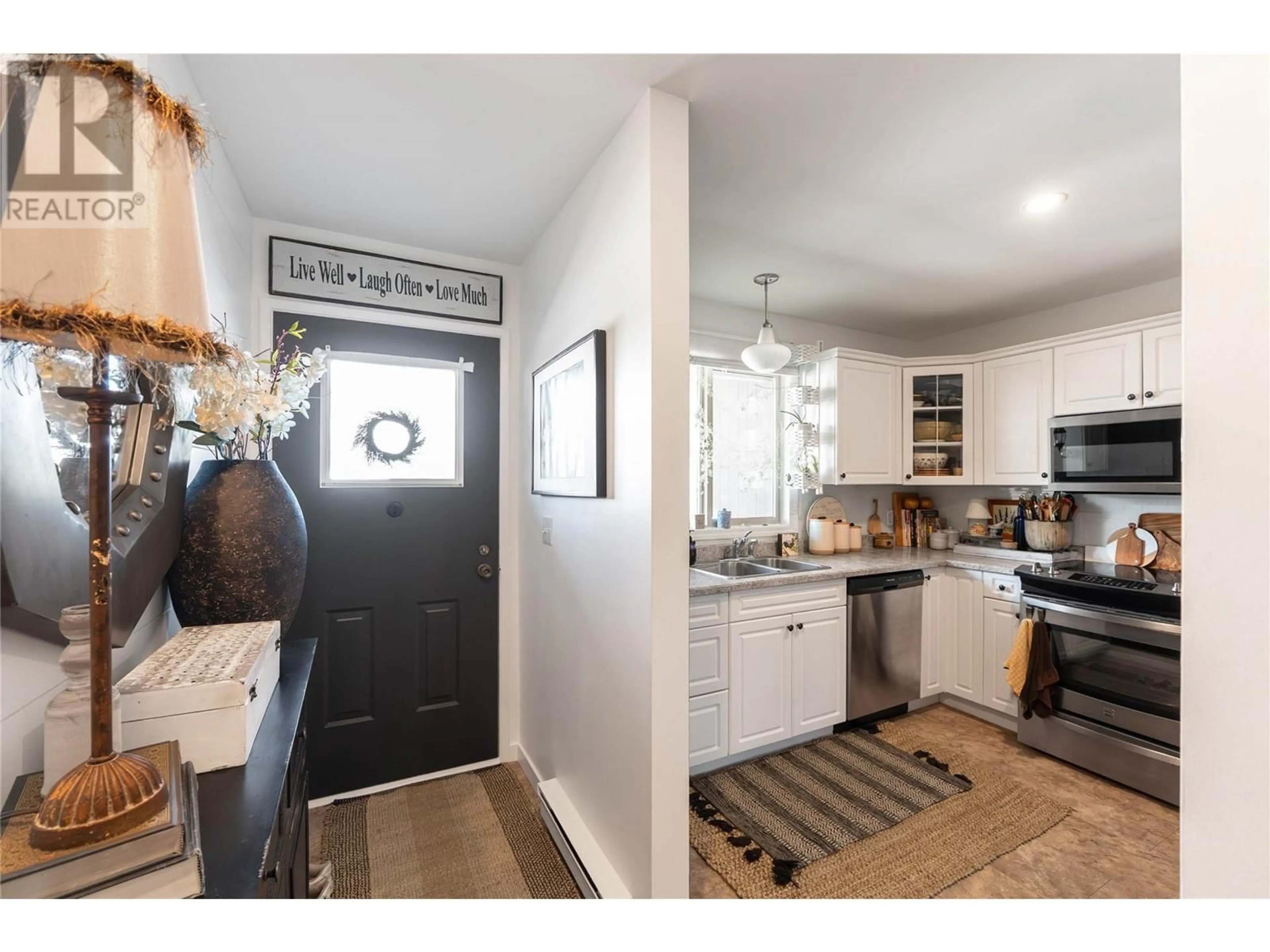 Open concept kitchen, unknown for 207 - 290 HWY 33 OTHER EAST, Kelowna British Columbia V1X2A3
