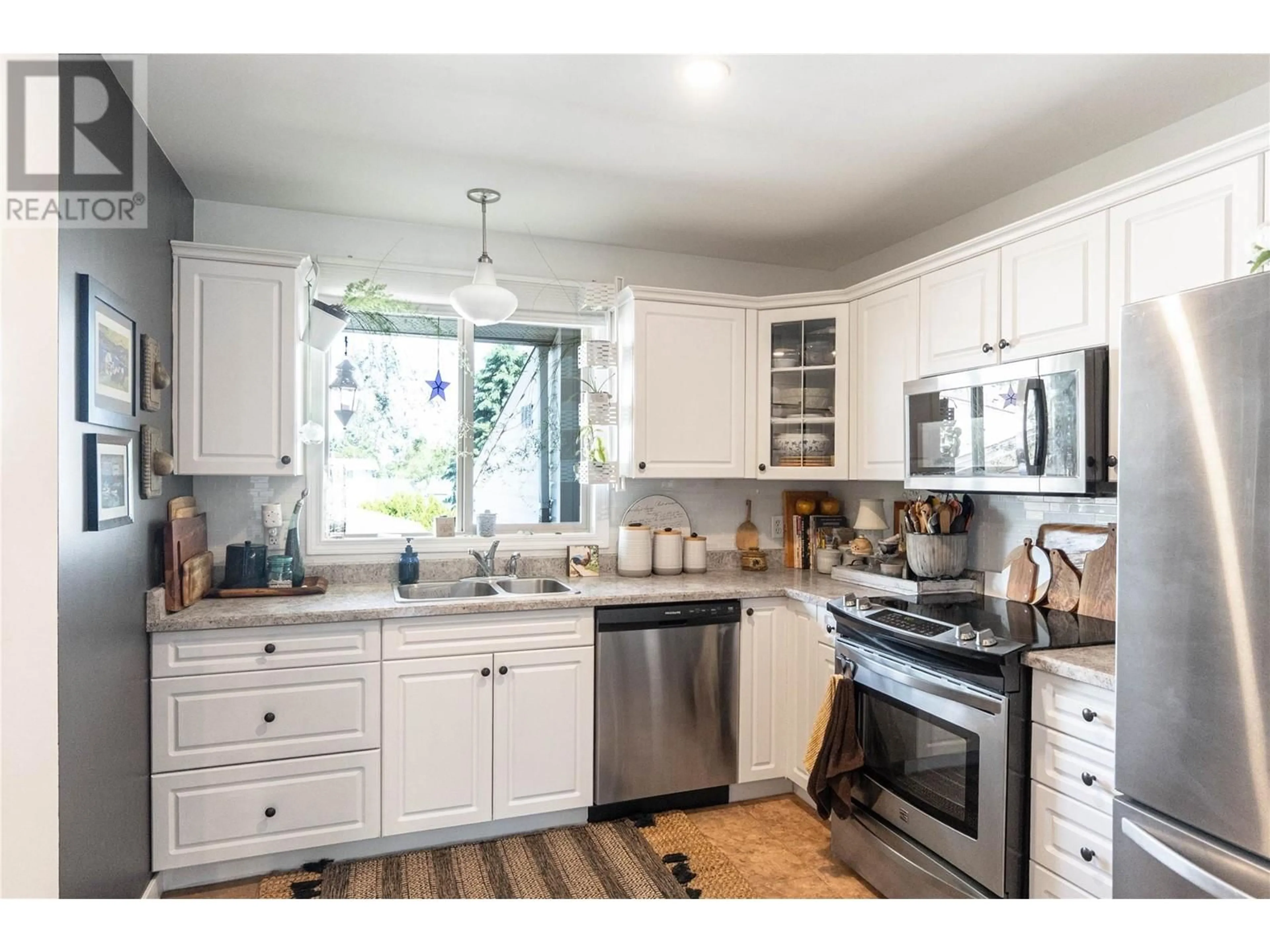 Open concept kitchen, unknown for 207 - 290 HWY 33 OTHER EAST, Kelowna British Columbia V1X2A3