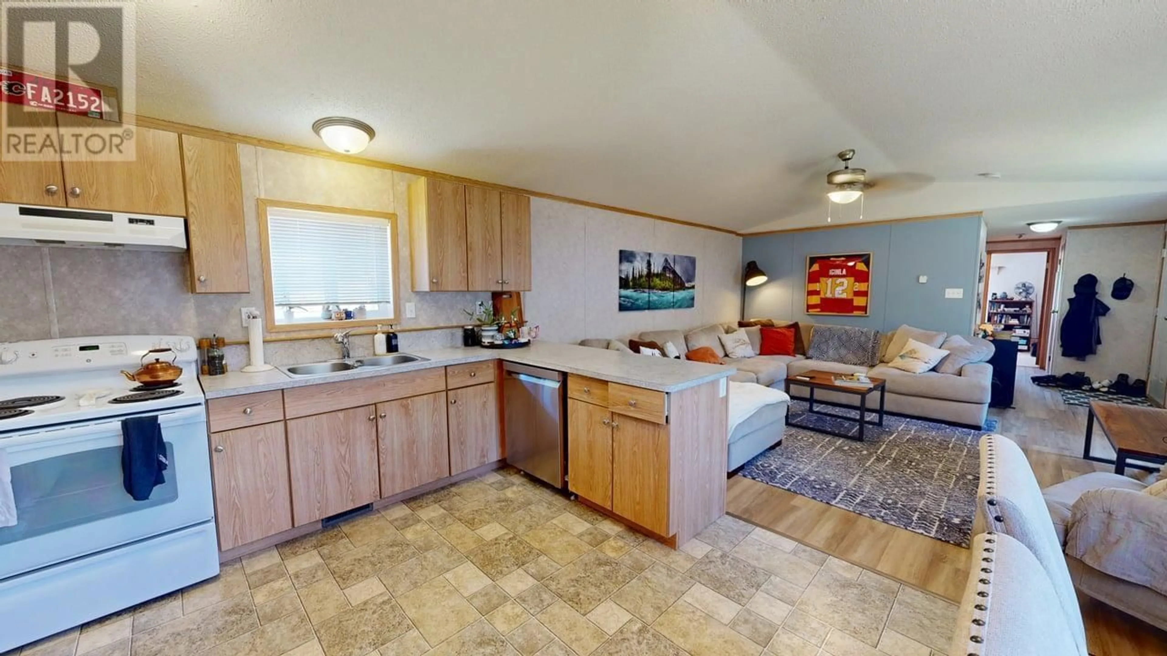 Open concept kitchen, unknown for 45 - 686 ALMBERG ROAD, Golden British Columbia V0A1H2