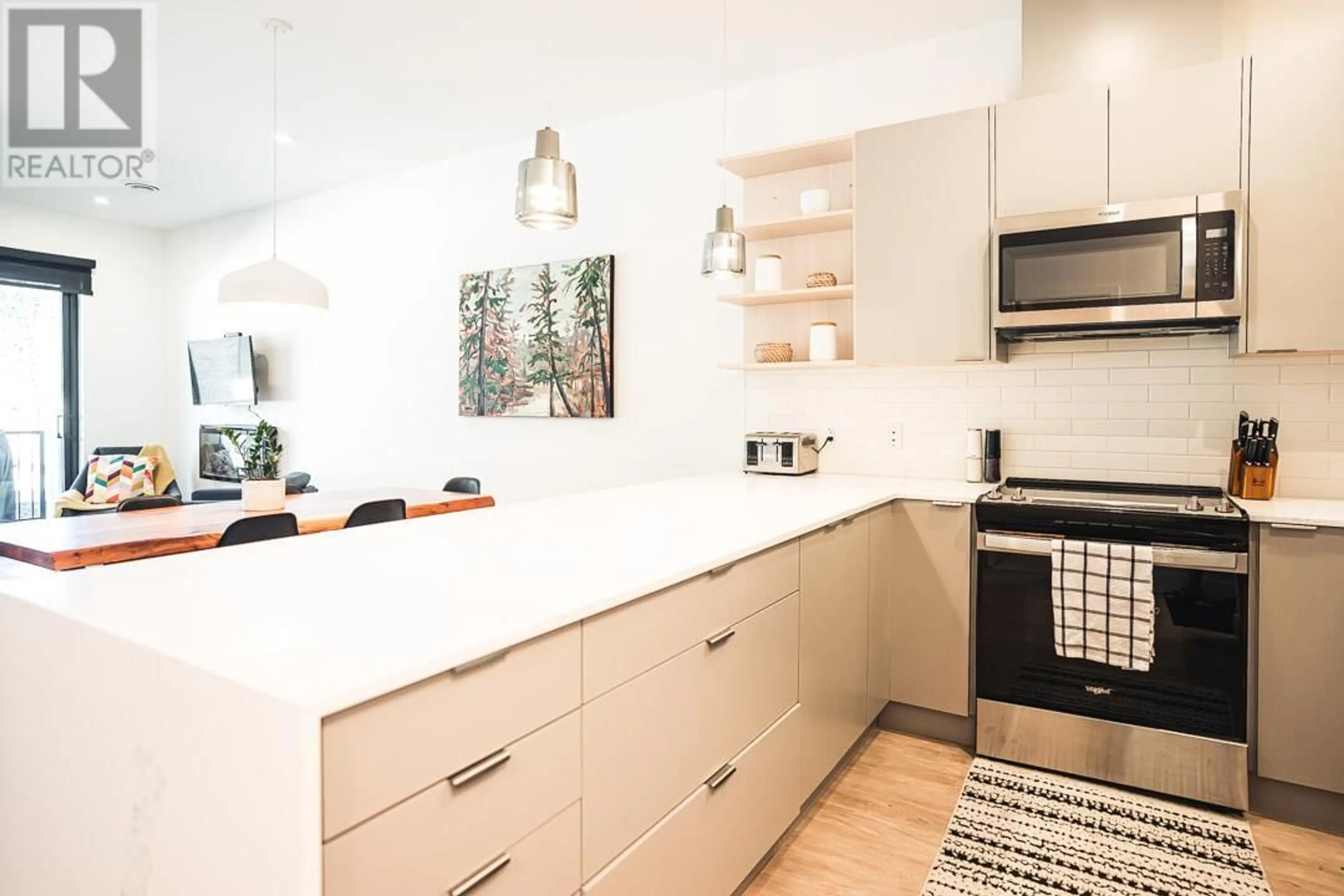 Contemporary kitchen, unknown for 1105 - 1701 COURSIER AVENUE, Revelstoke British Columbia V0E2S3