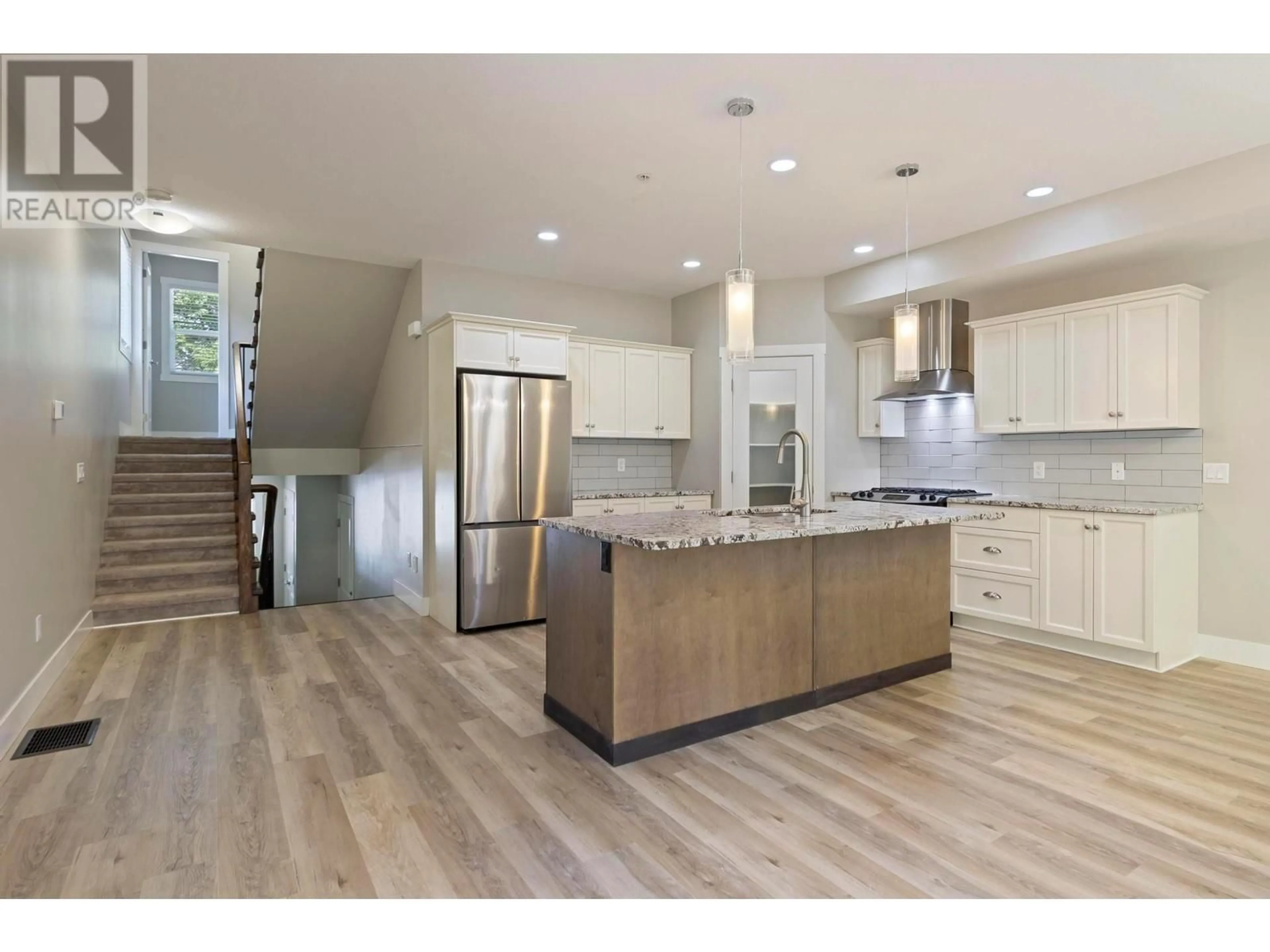 Open concept kitchen, unknown for 20 - 600 BOYNTON PLACE, Kelowna British Columbia V1V3B8