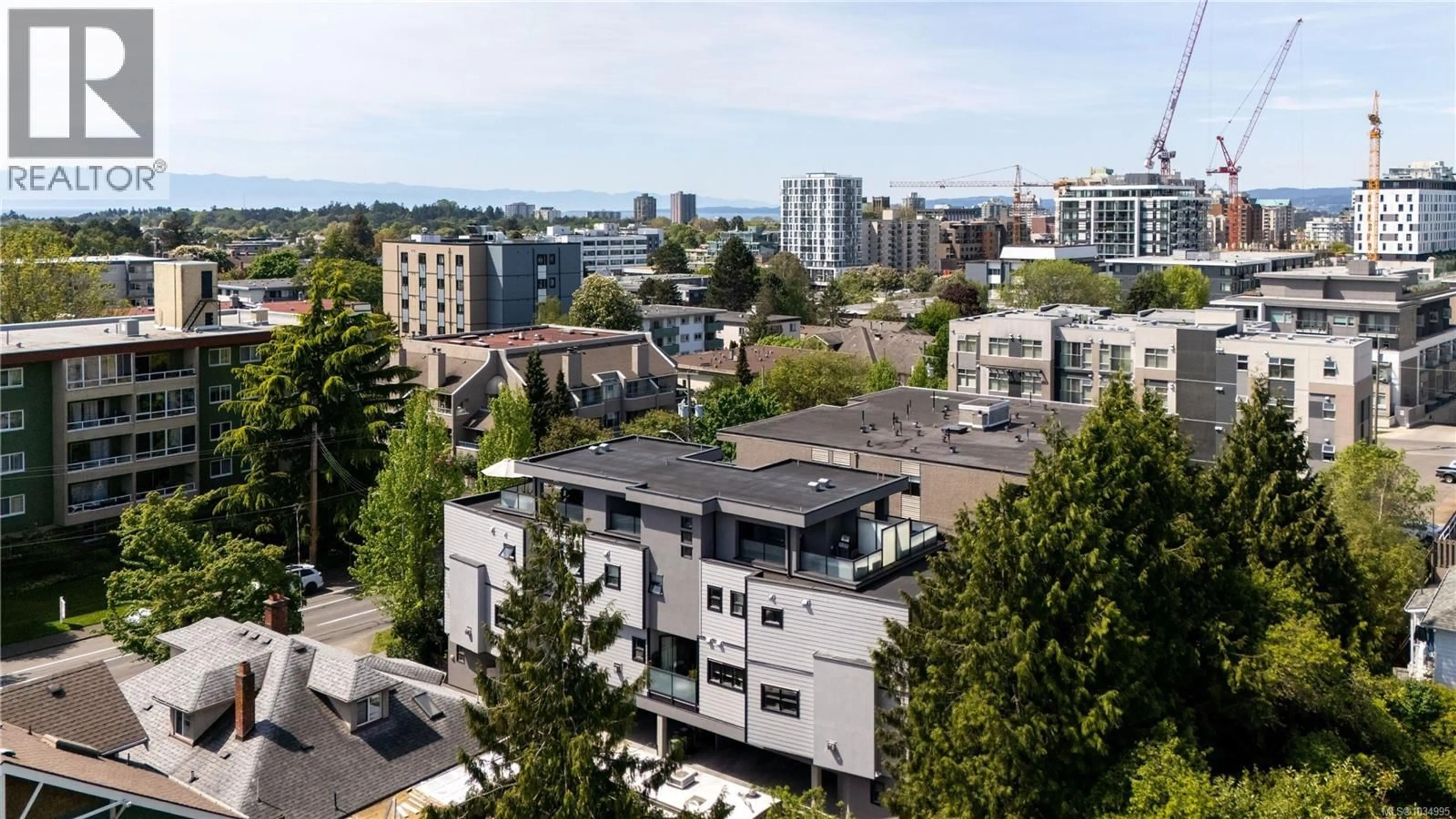 A pic from outside/outdoor area/front of a property/back of a property/a pic from drone, city buildings view from balcony for 2 - 1234 JOHNSON STREET, Victoria British Columbia V8V3P1