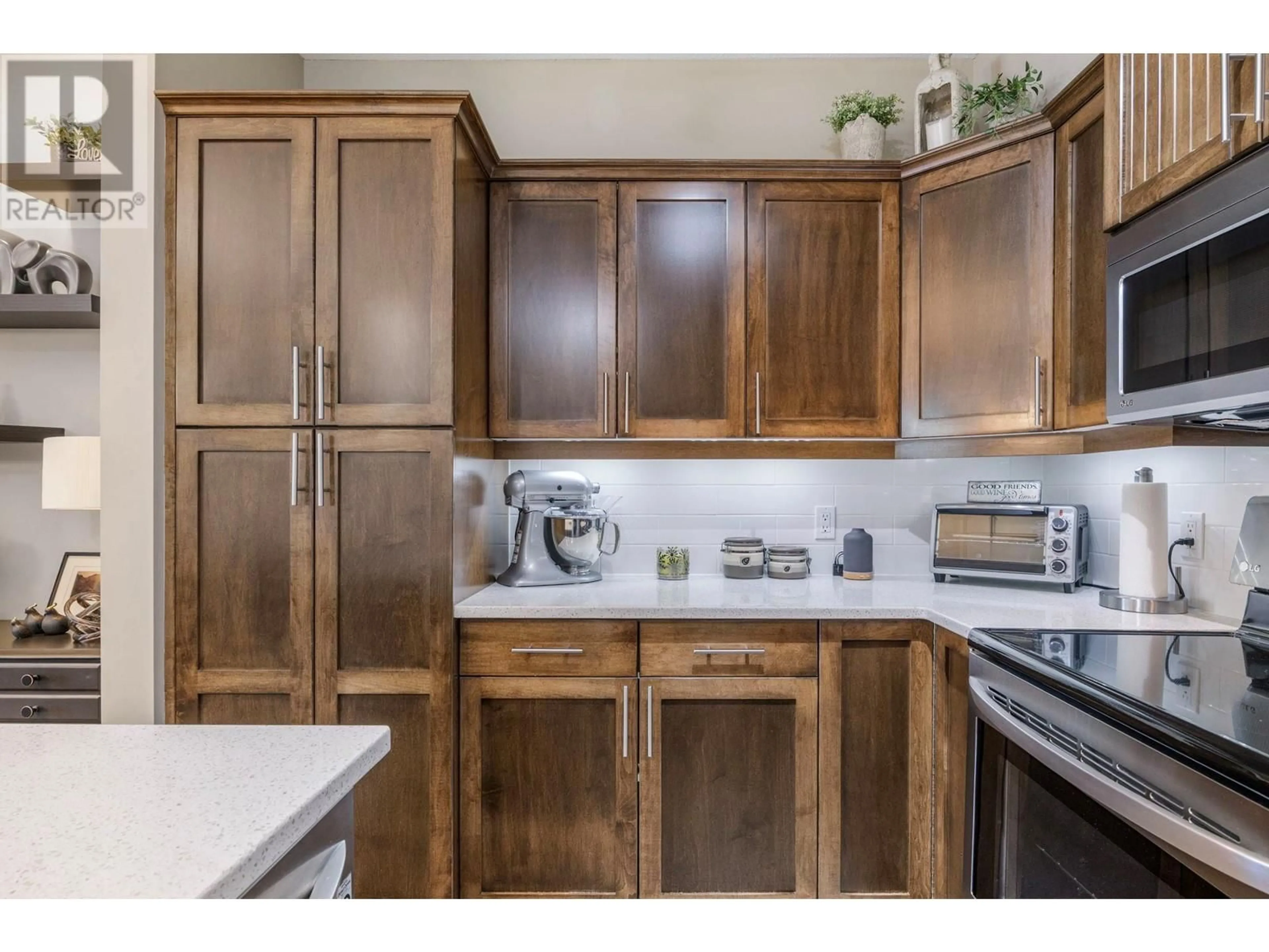 Standard kitchen, wood/laminate floor for 102 - 3545 CARRINGTON ROAD, West Kelowna British Columbia V4T3A9