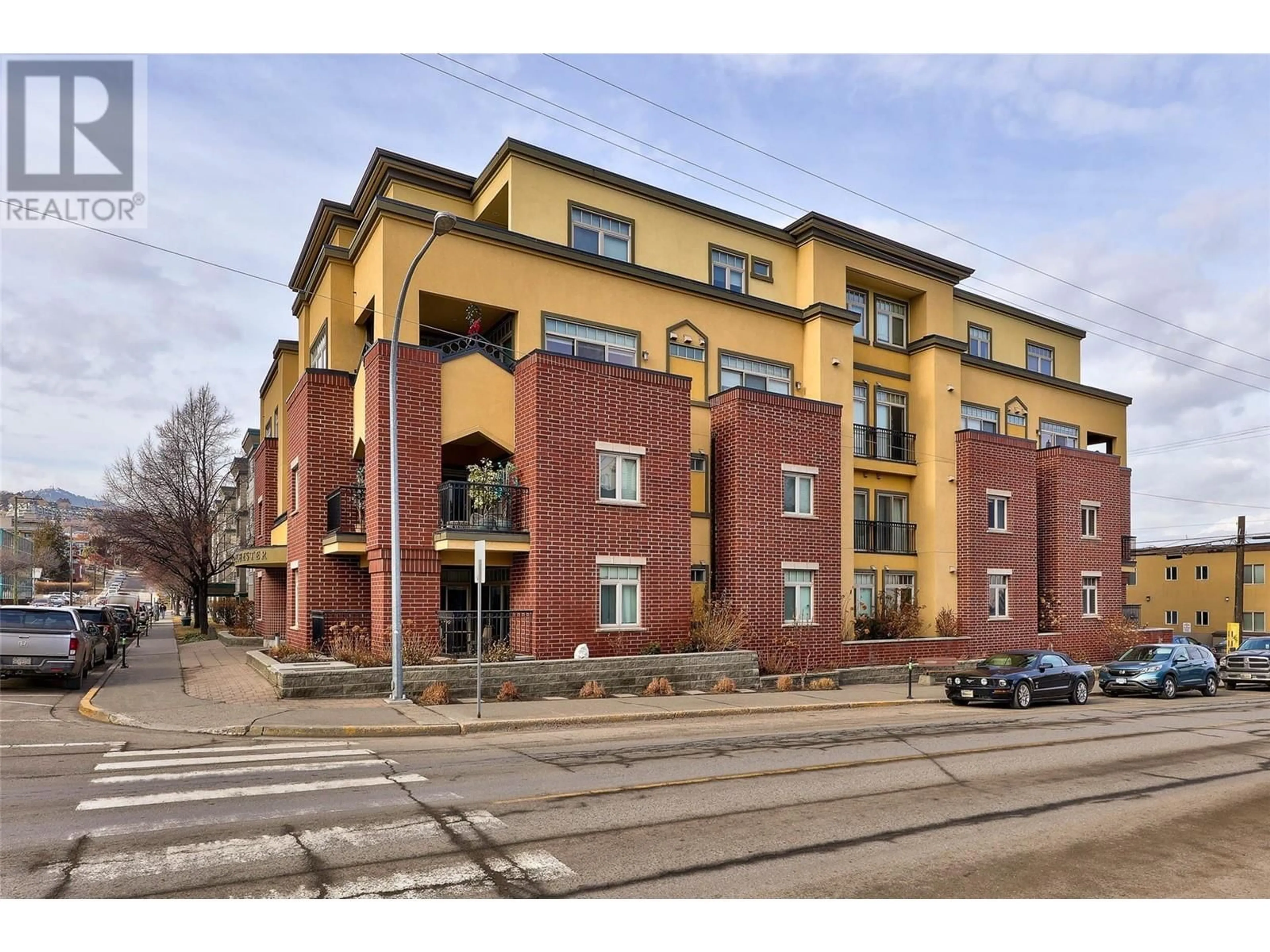 Home with brick exterior material, building for 401 - 370 BATTLE STREET, Kamloops British Columbia V2C2L6