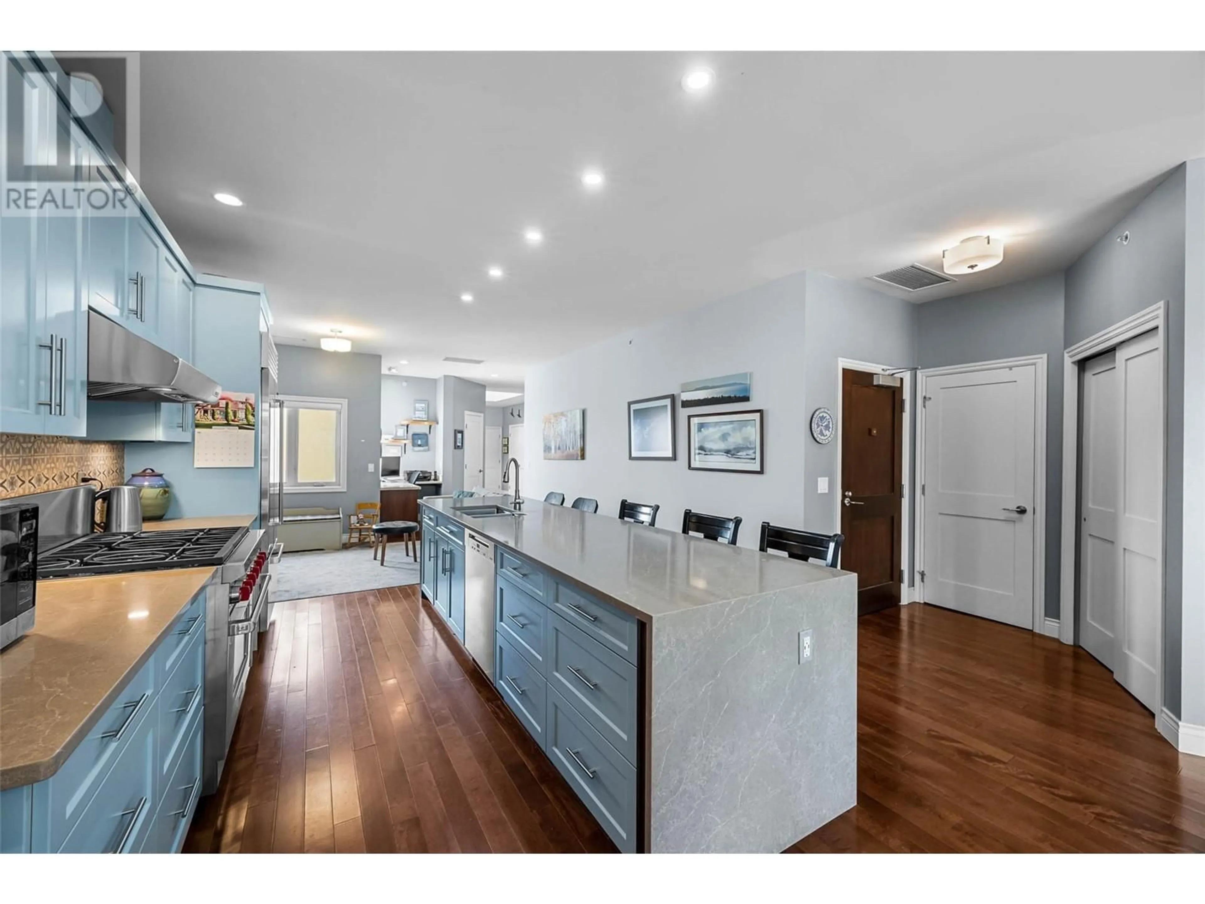 Open concept kitchen, unknown for 401 - 370 BATTLE STREET, Kamloops British Columbia V2C2L6