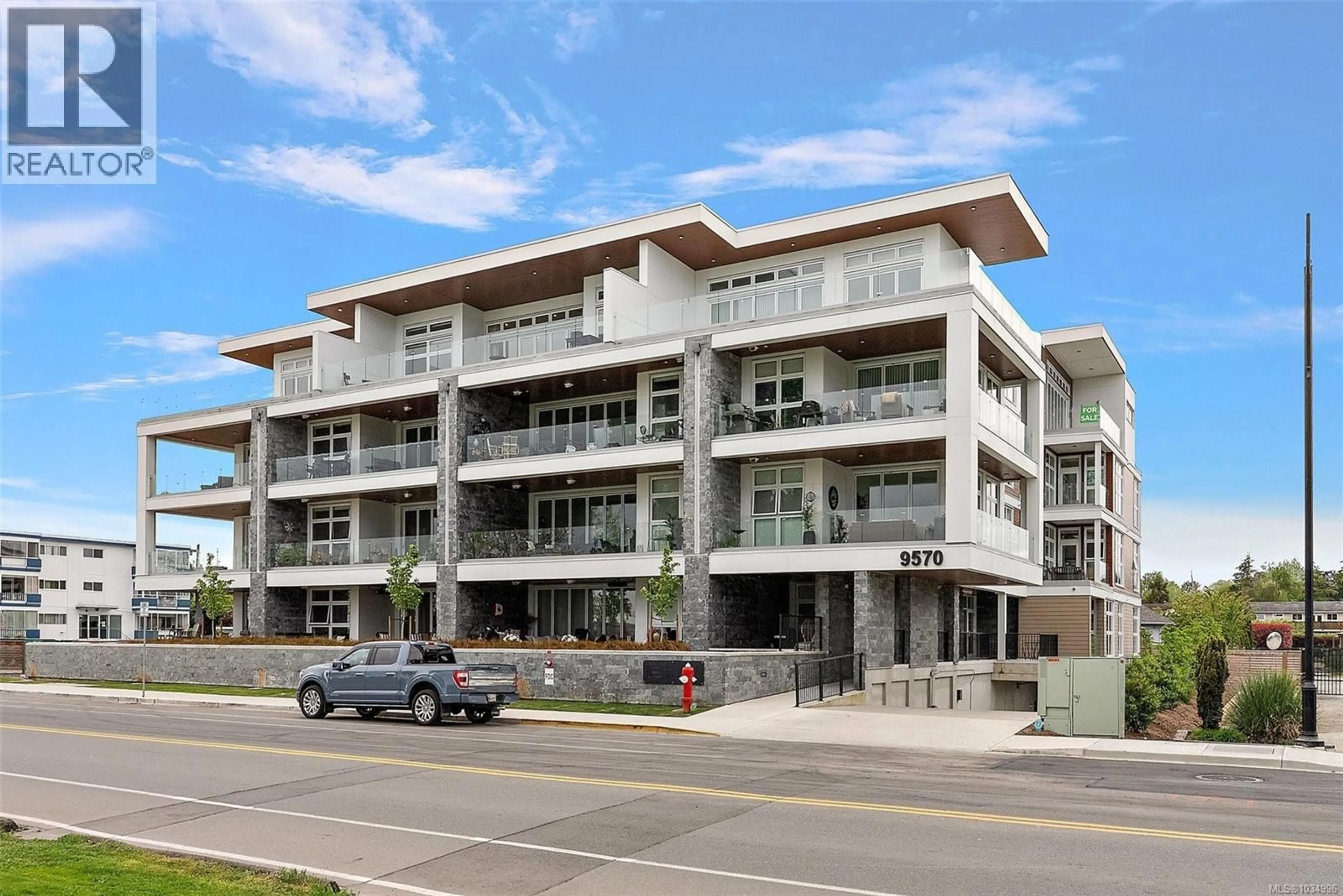 Unknown for 203 - 9570 FIFTH STREET, Sidney British Columbia V8L2W5