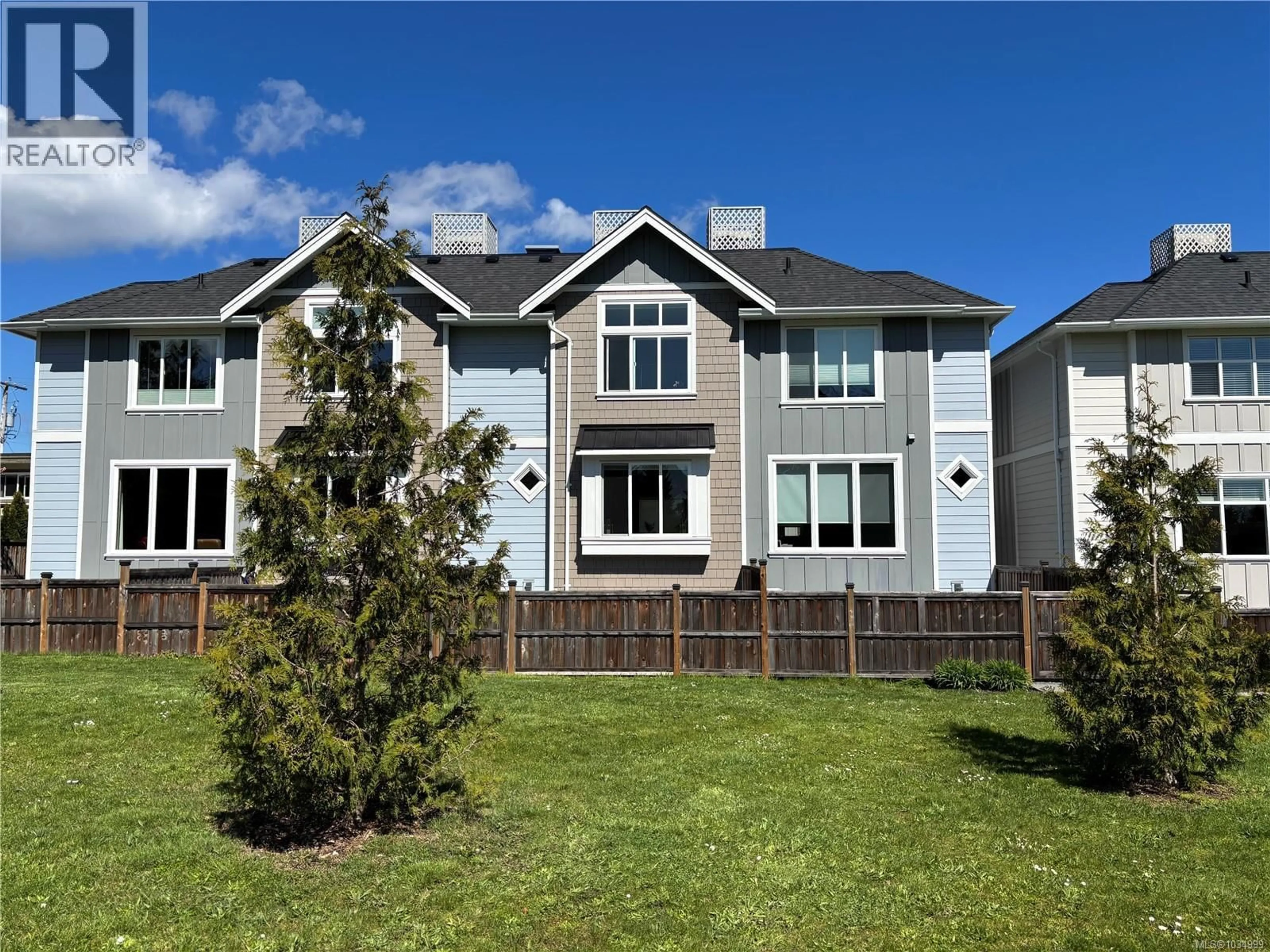 Home with vinyl exterior material, street for 13 - 10480 RESTHAVEN DRIVE, Sidney British Columbia V8L3H7