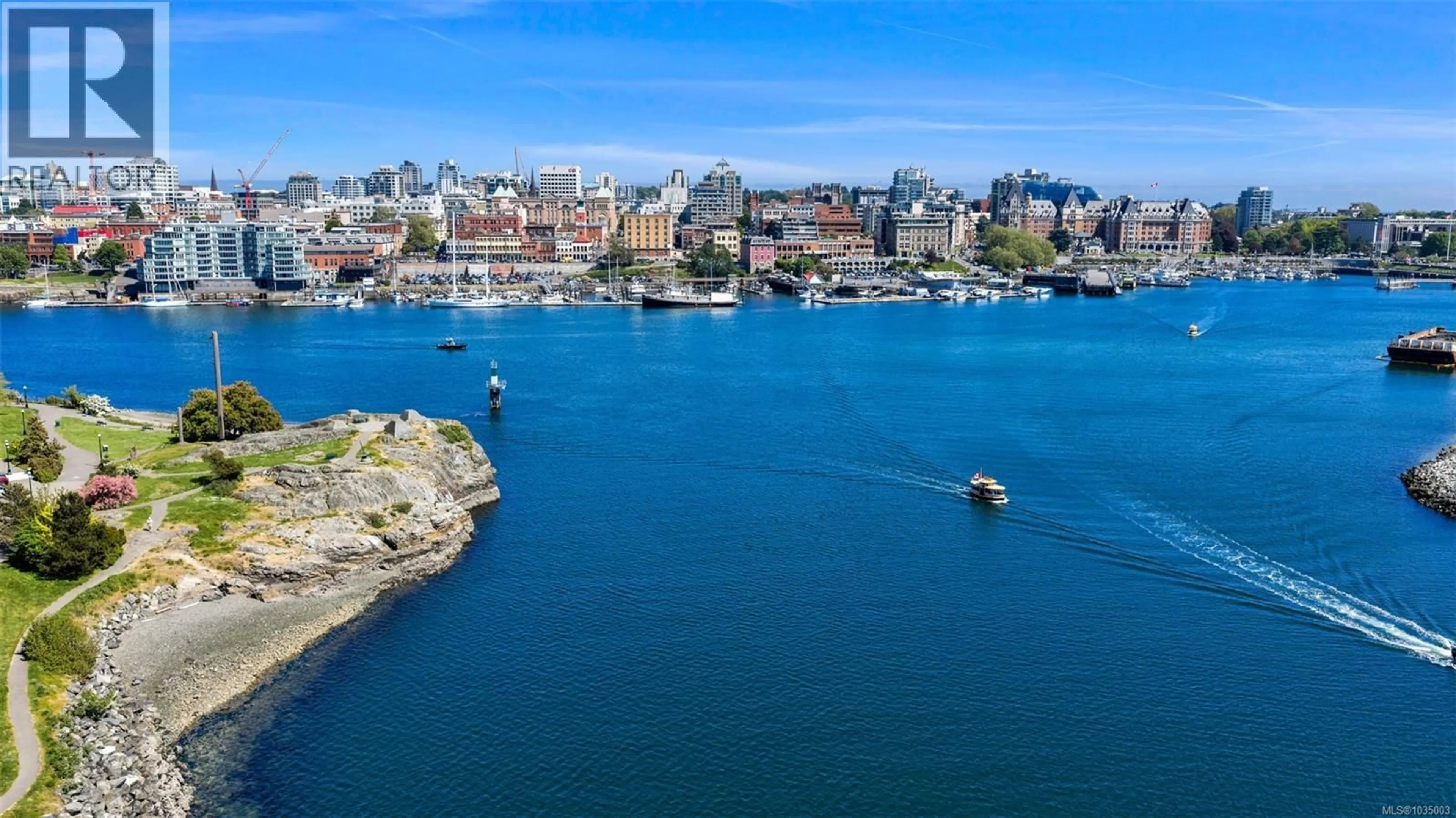 Blurry image for 305 - 55 SONGHEES ROAD, Victoria British Columbia V9A6T3