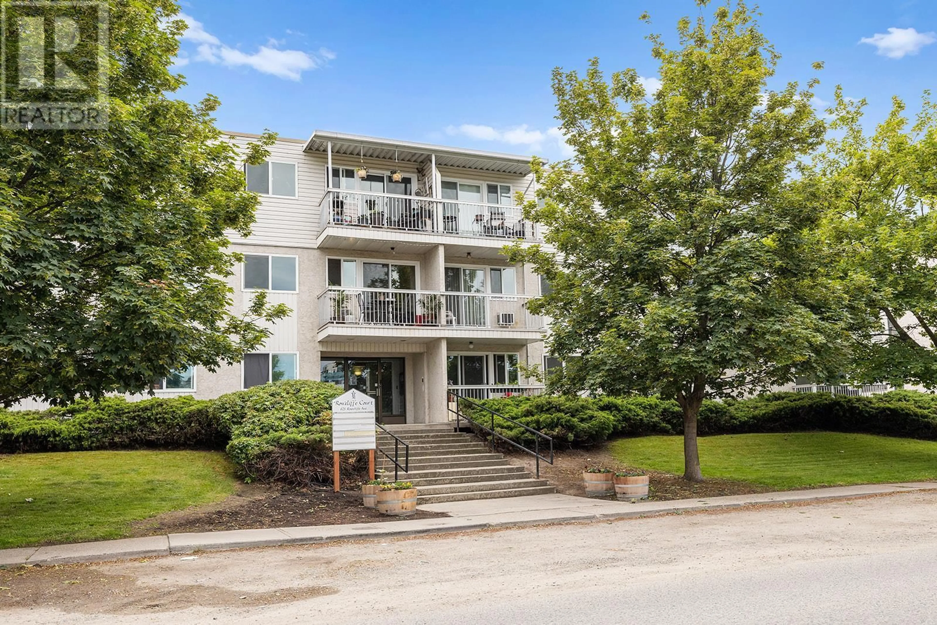 Unknown for 203 - 625 ROWCLIFFE AVENUE, Kelowna British Columbia V1Y5Y8