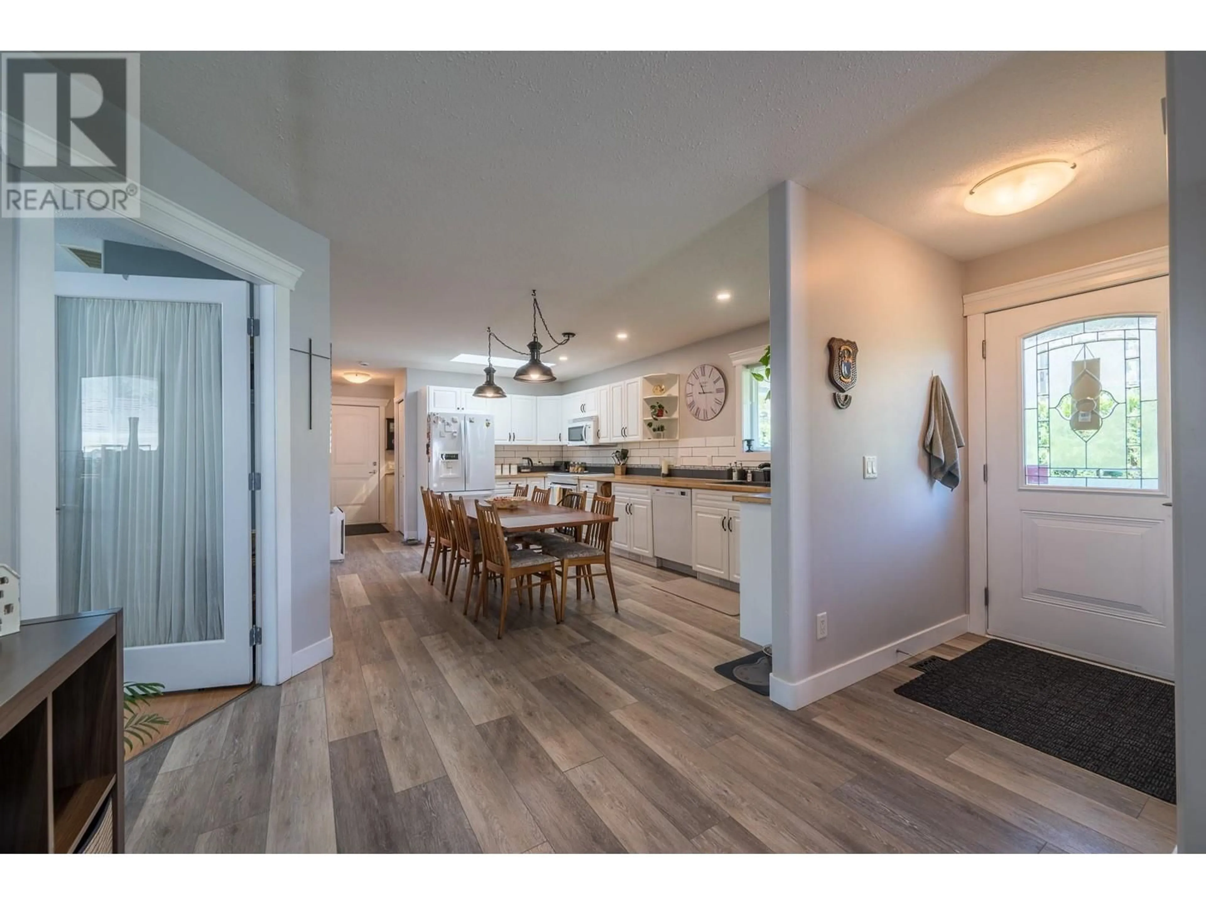 Open concept kitchen, unknown for 5 - 791 JENSEN ROAD, Kamloops British Columbia V2B6P6