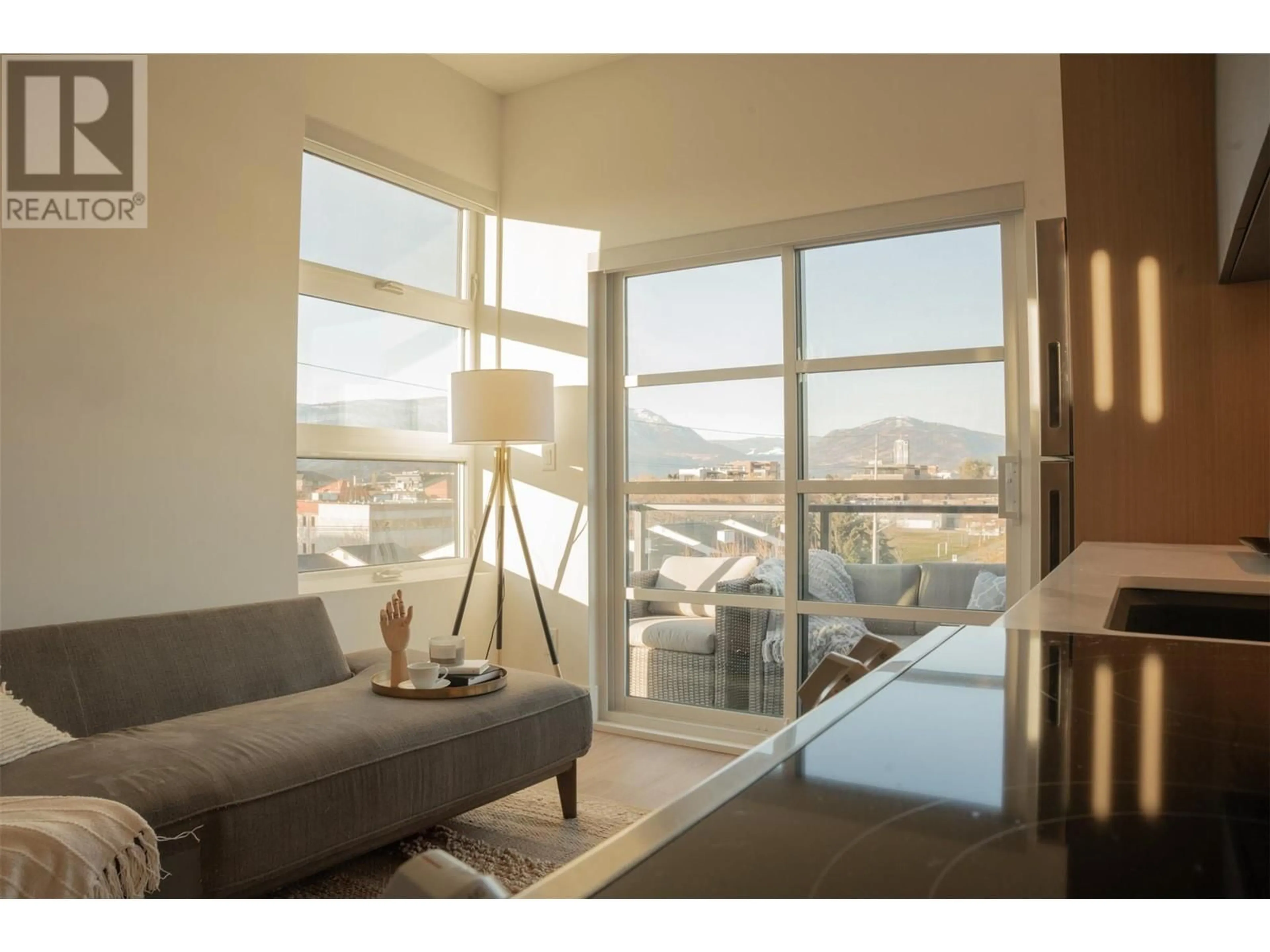 Living room with furniture, unknown for 518 - 720 K.L.O. ROAD, Kelowna British Columbia V1Y0M9