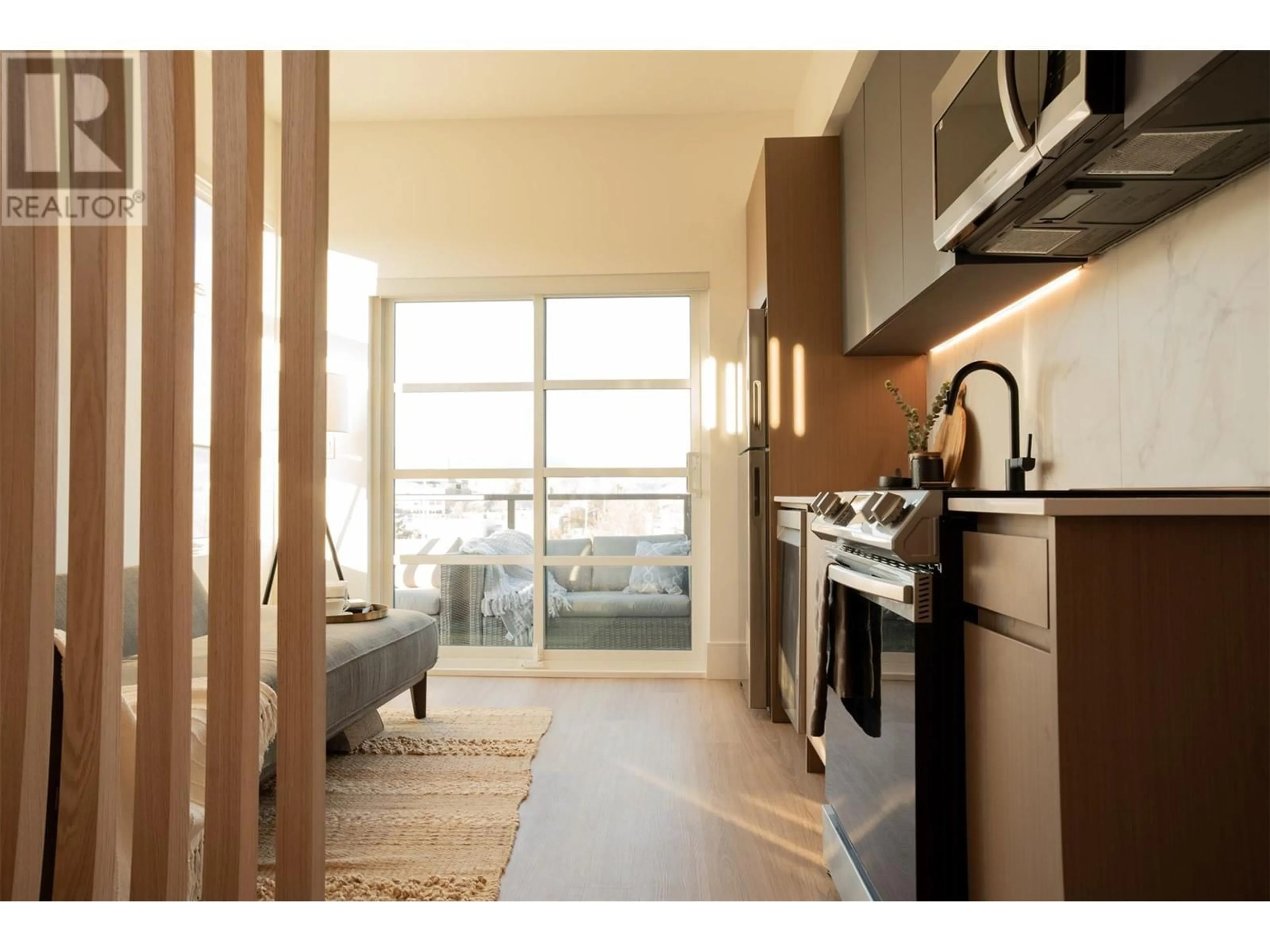 Unknown for 518 - 720 K.L.O. ROAD, Kelowna British Columbia V1Y0M9