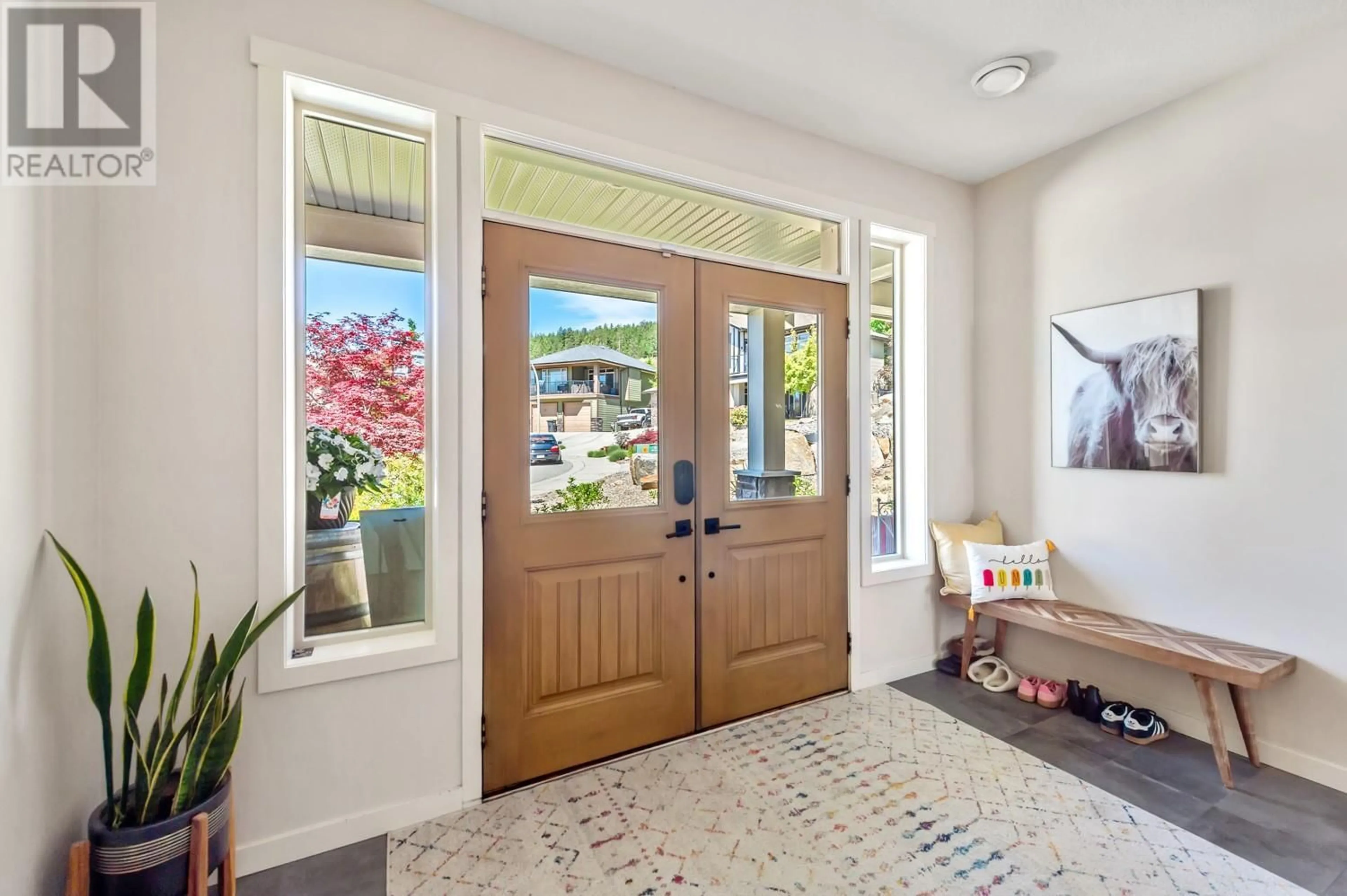 Indoor entryway for 2541 COPPER RIDGE DRIVE, West Kelowna British Columbia V4T2X6