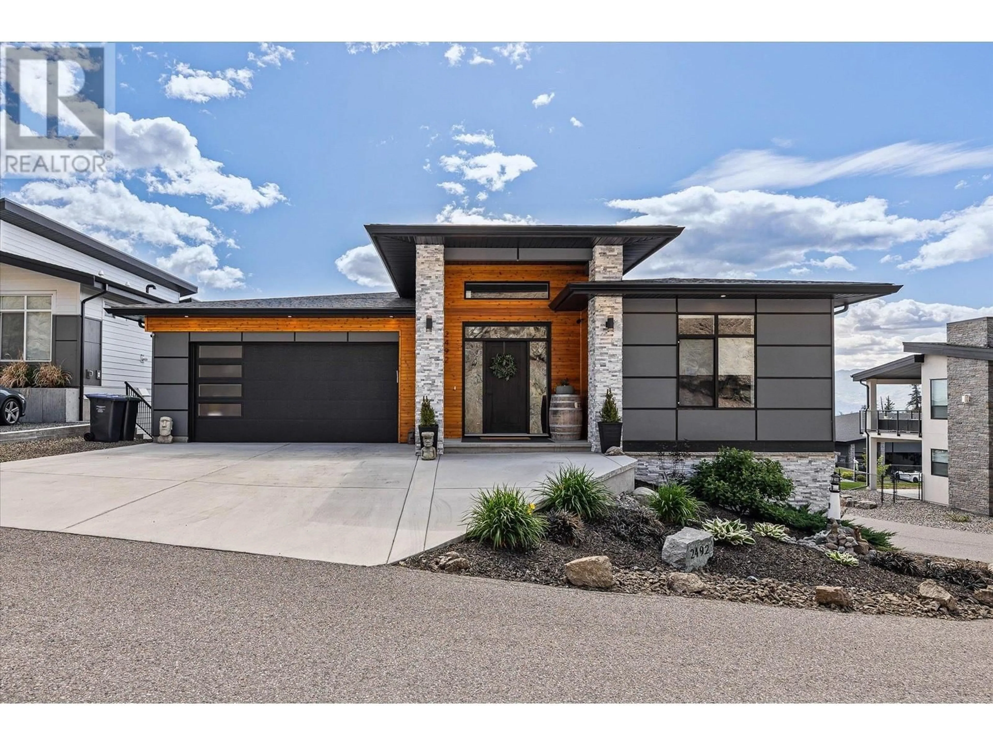 Unknown for 2492 TALLUS HEIGHTS LANE, West Kelowna British Columbia V4T3M2