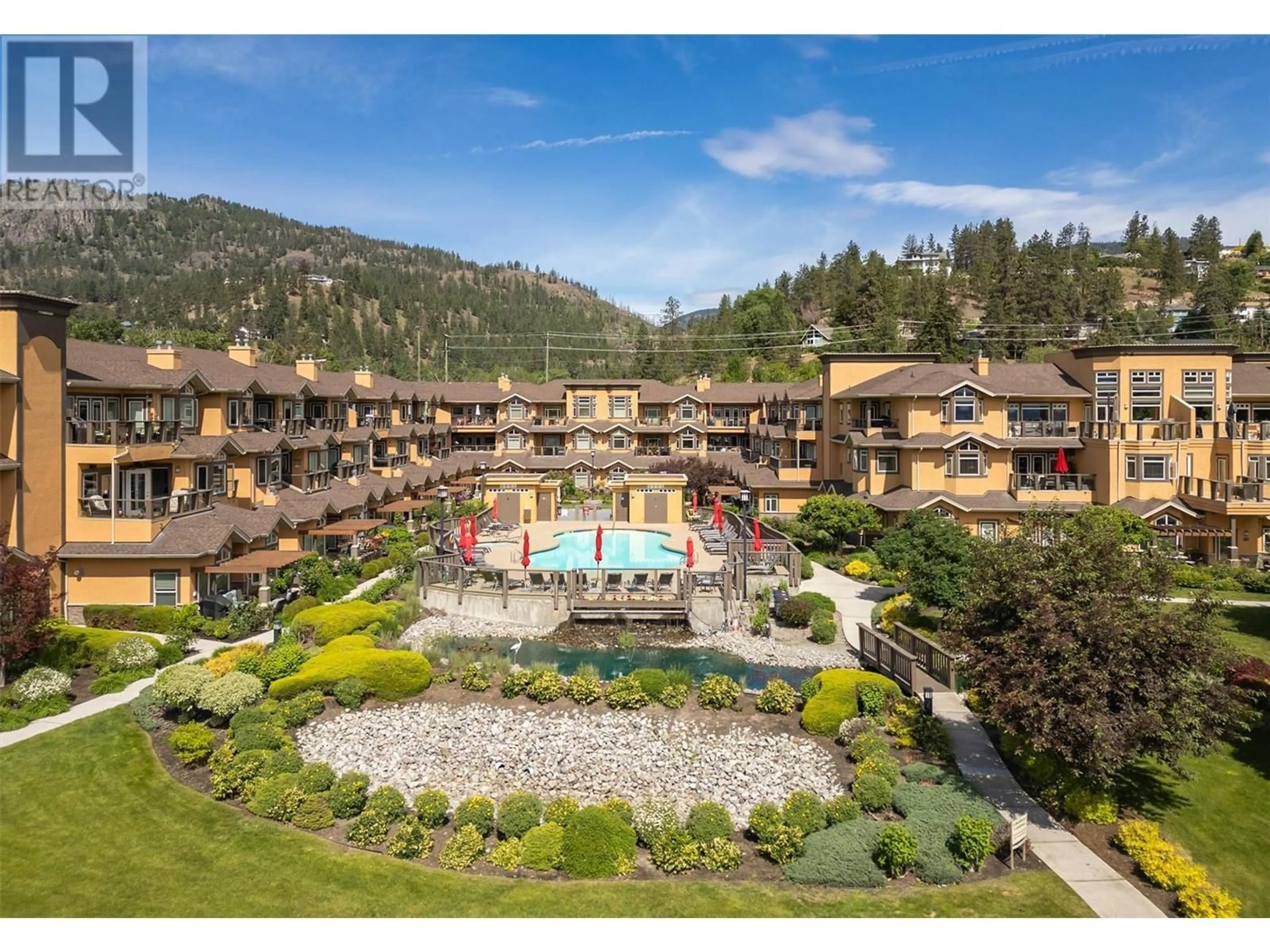 A pic from outside/outdoor area/front of a property/back of a property/a pic from drone, water/lake/river/ocean view for 314 - 3996 BEACH AVENUE, Peachland British Columbia V0H1X5