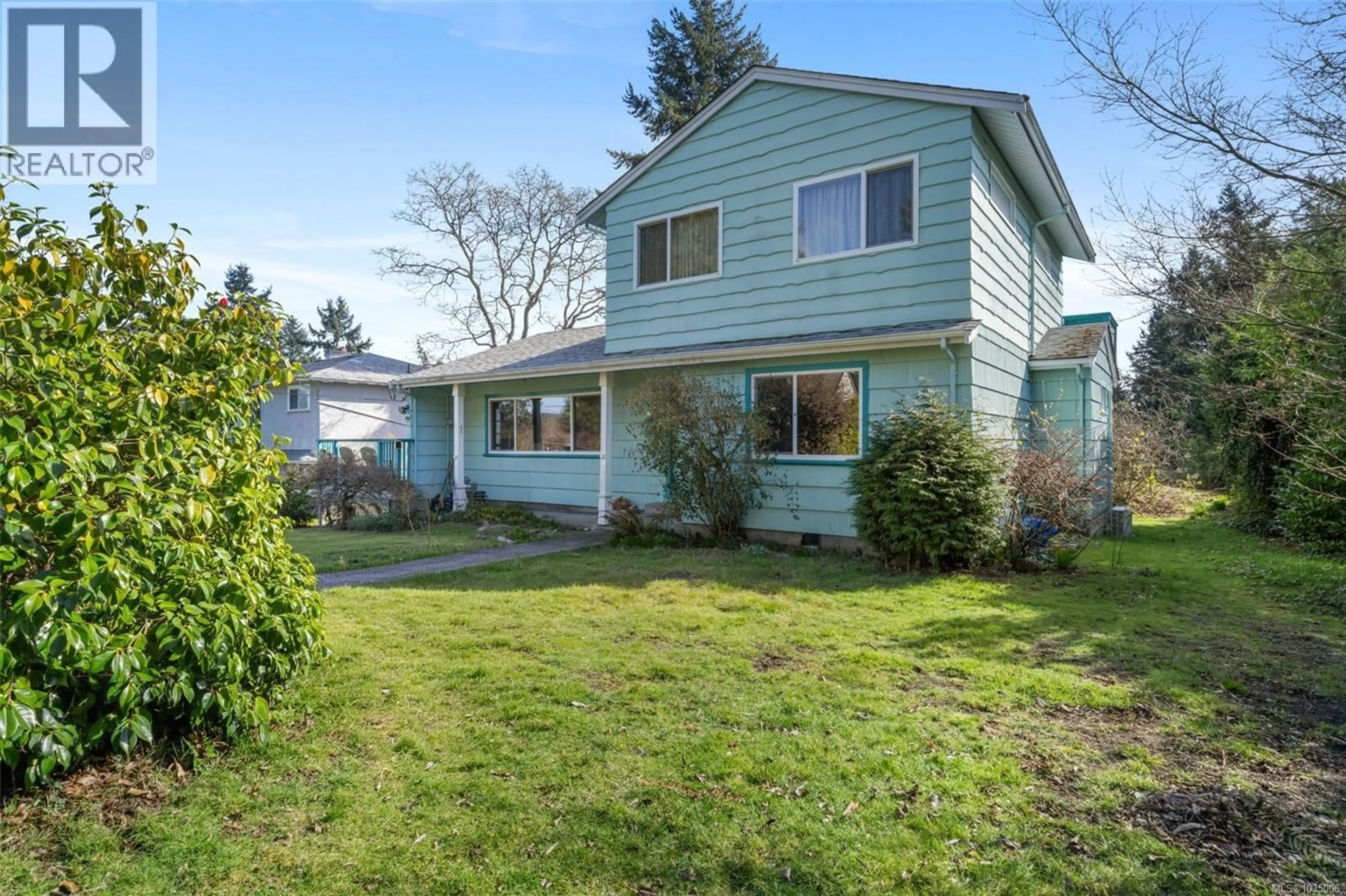 Home with vinyl exterior material, street for 227 SUZANNE PLACE, View Royal British Columbia V9B1P1