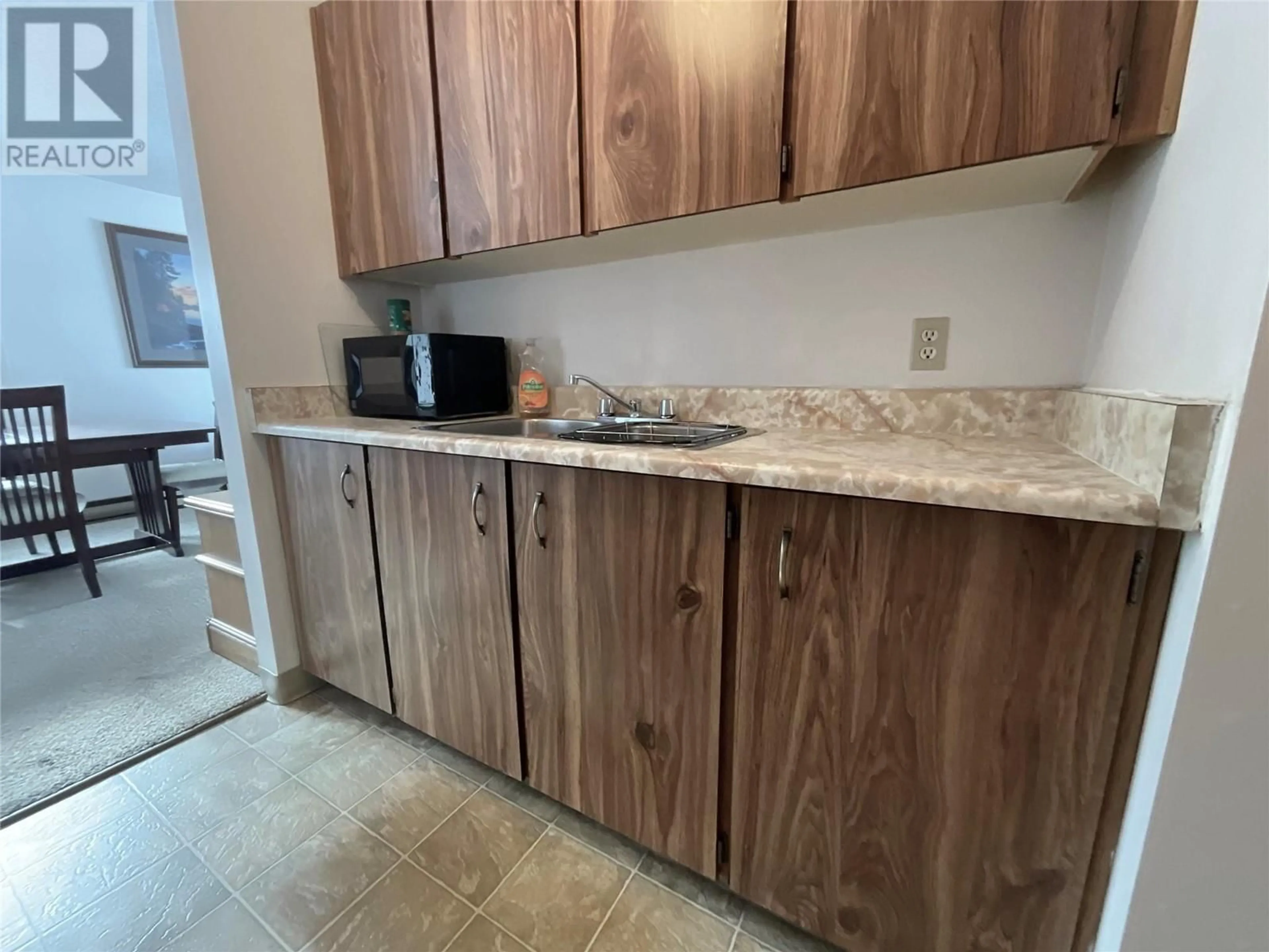Standard kitchen, unknown for 104 - 216 SPIEKER AVENUE, Tumbler Ridge British Columbia V0C2W0