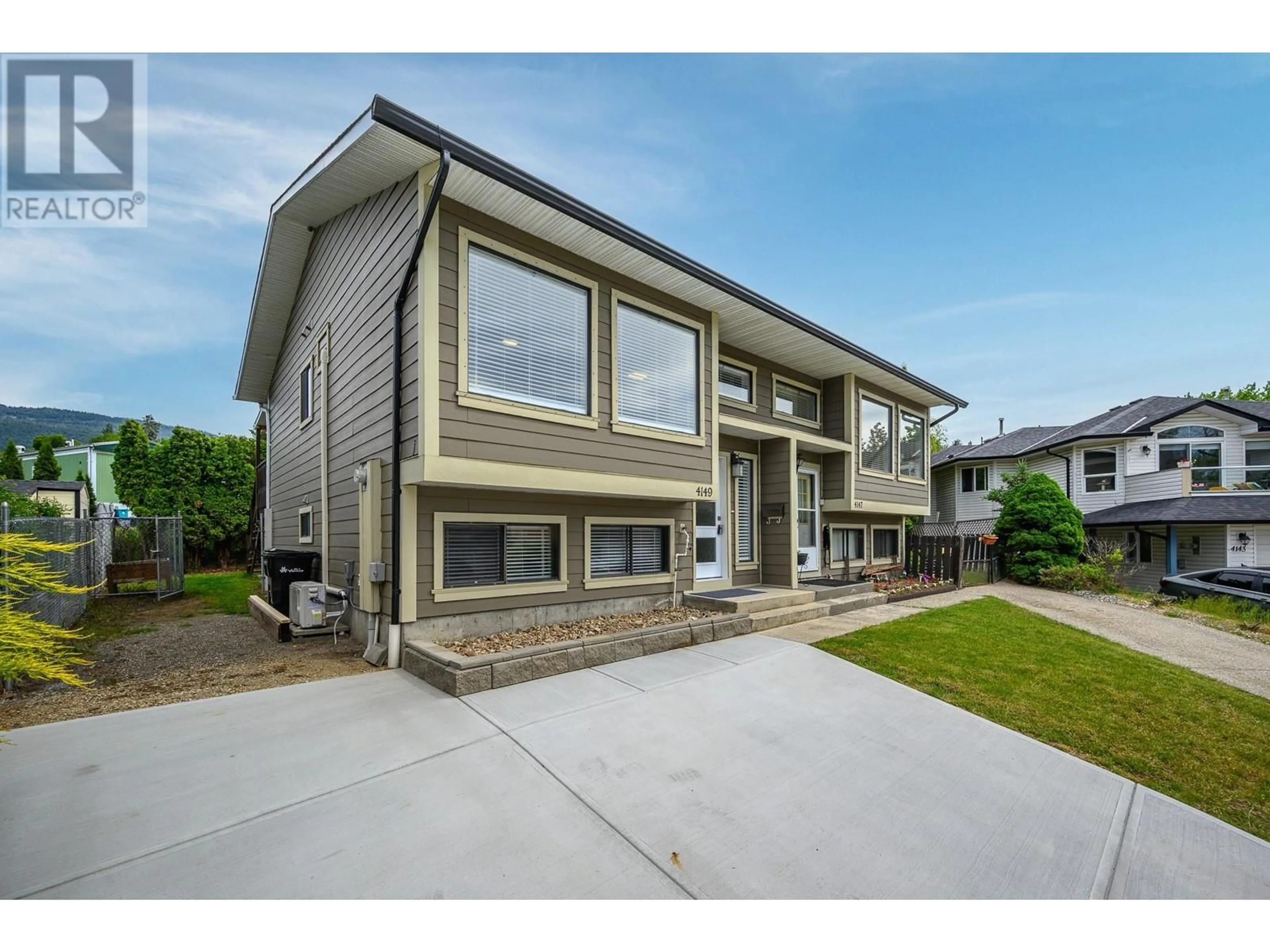 Home with vinyl exterior material, unknown for 4149 17 TH STREET, Vernon British Columbia V1T8R7