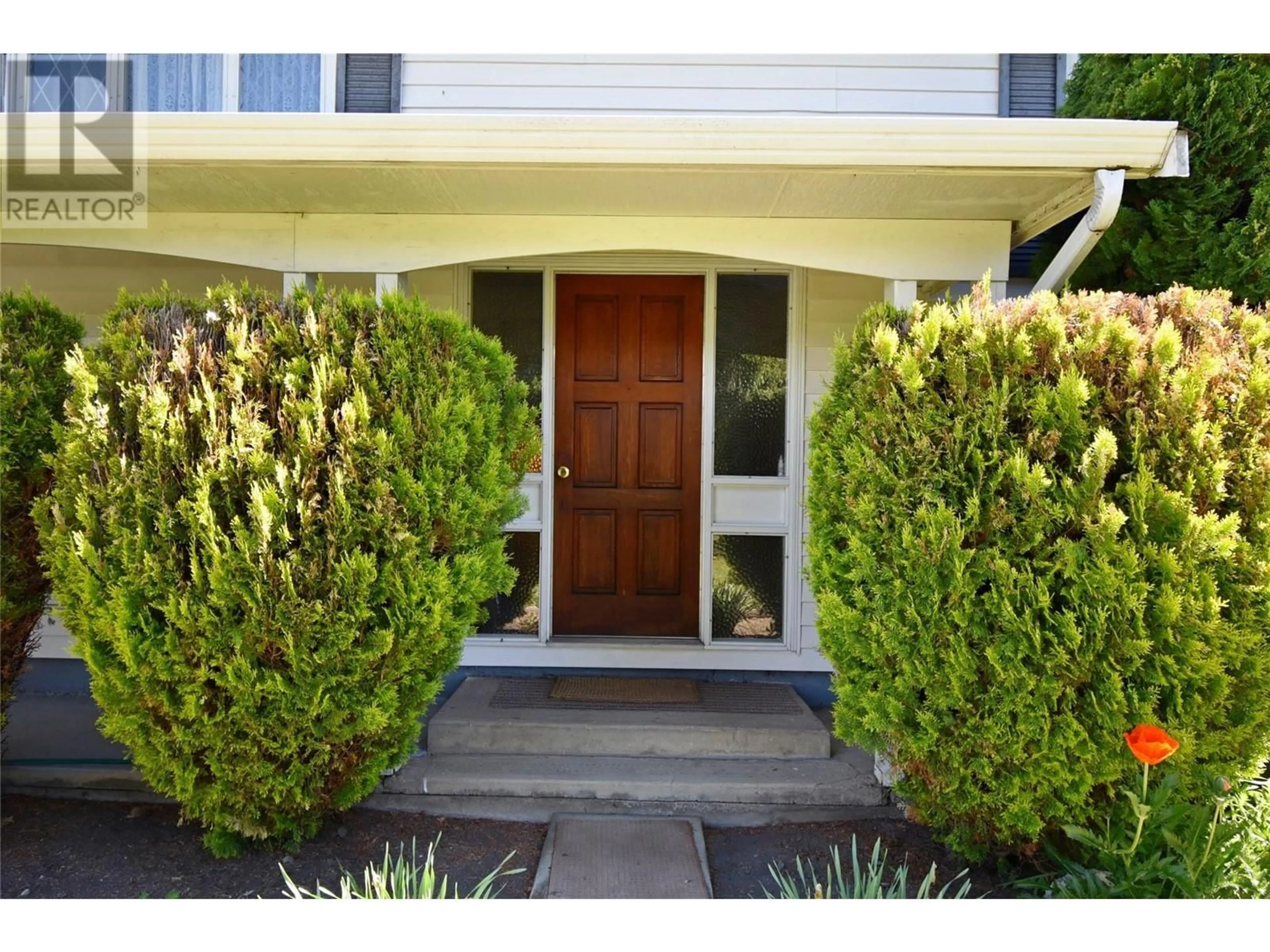 Indoor entryway for 5425 SILVER STAR ROAD, Vernon British Columbia V1B3K4