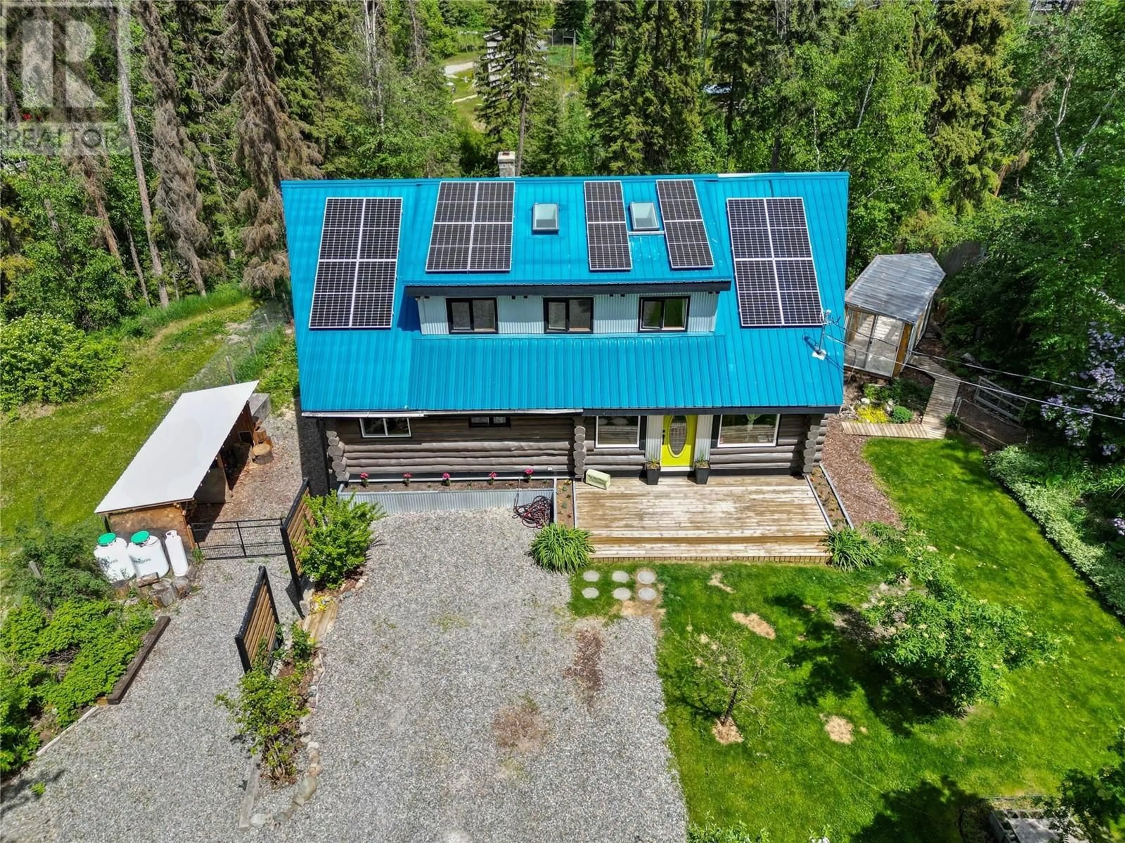 A pic from outside/outdoor area/front of a property/back of a property/a pic from drone, building for 2921 PARADISE ROAD, Kamloops British Columbia V0E3E1