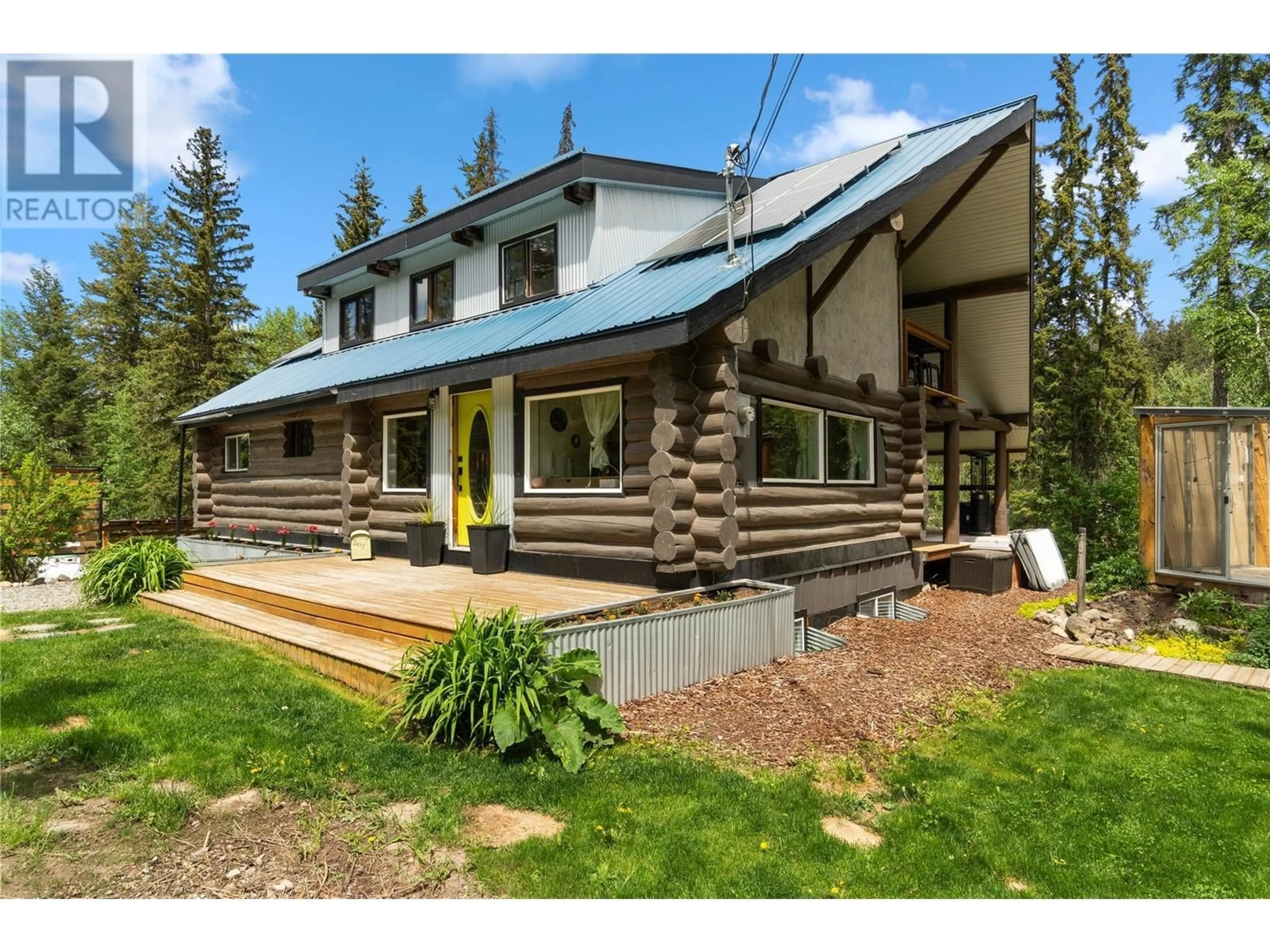 Home with vinyl exterior material, building for 2921 PARADISE ROAD, Kamloops British Columbia V0E3E1