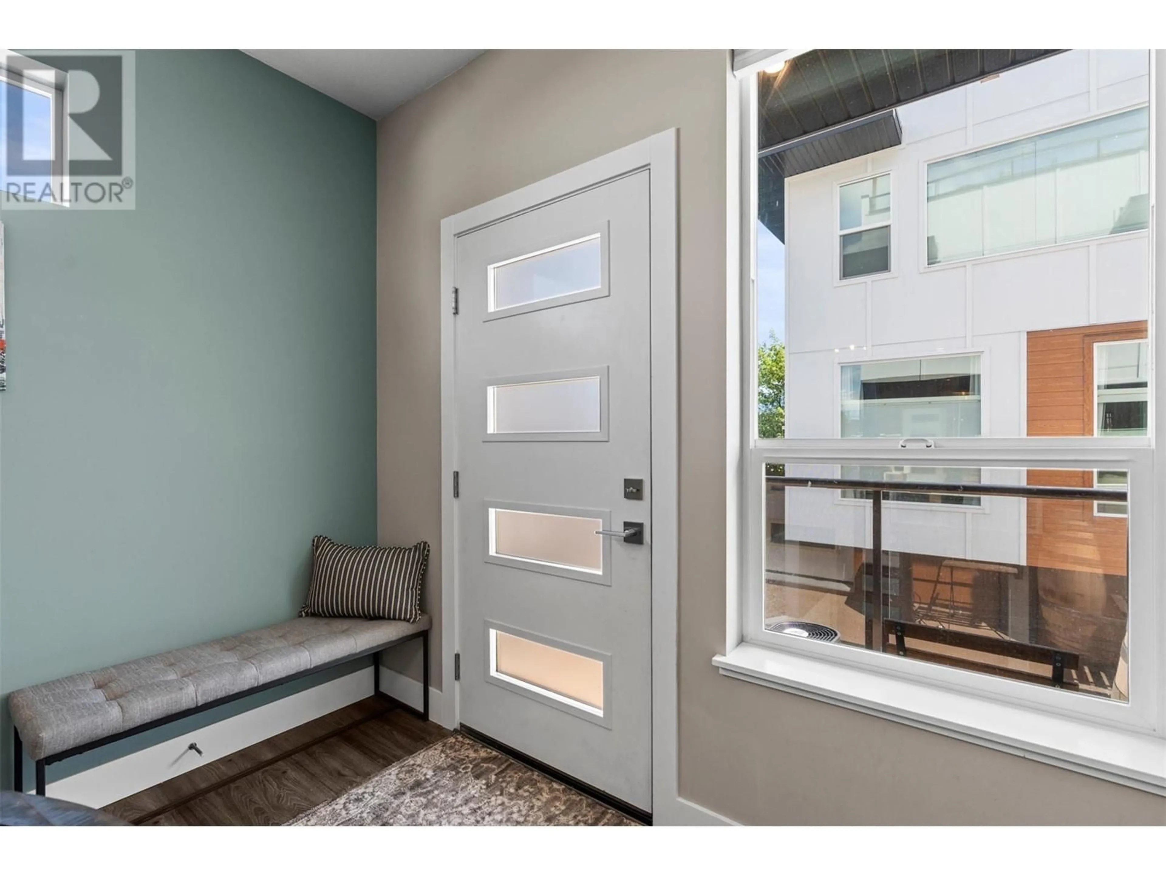 Indoor entryway for 4 - 1805 45 AVENUE, Vernon British Columbia V1T7T7