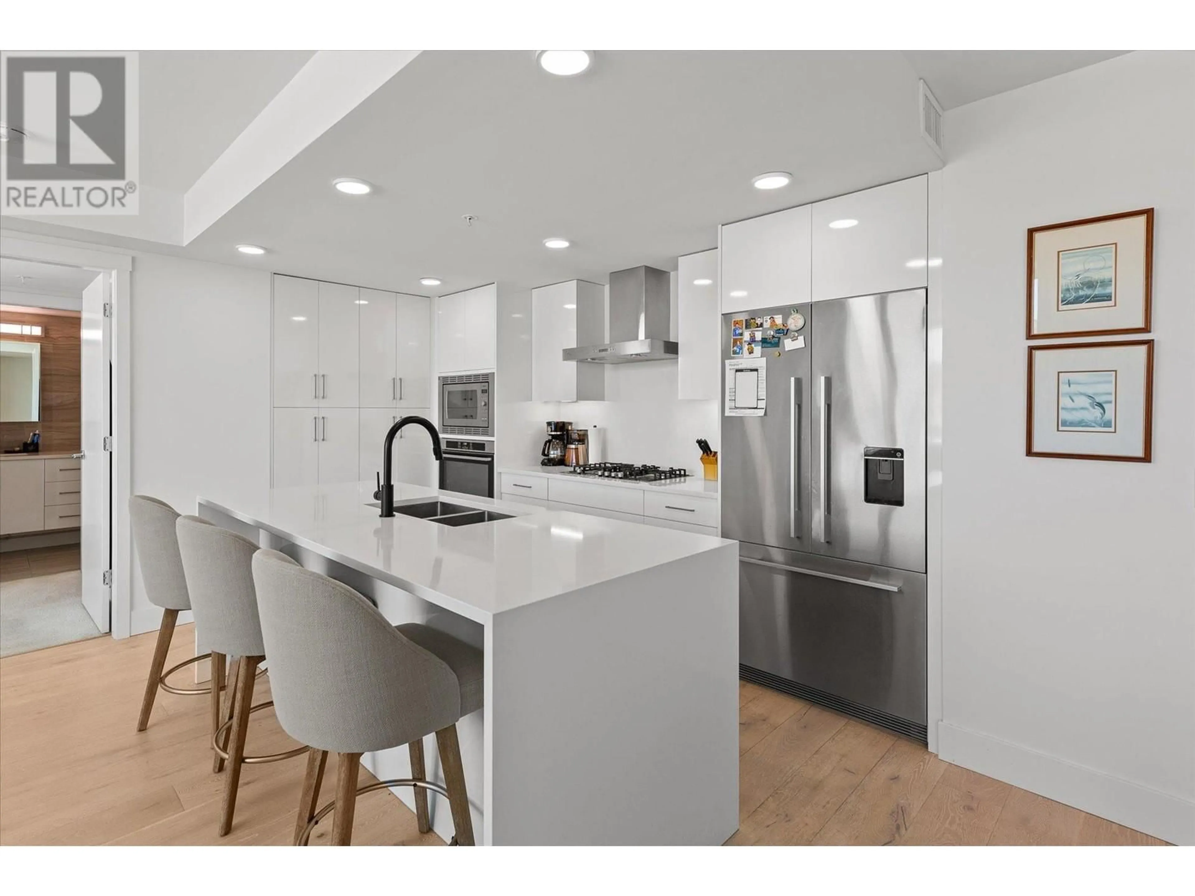 Open concept kitchen, unknown for 2002 - 1588 ELLIS STREET, Kelowna British Columbia V1Y0H1
