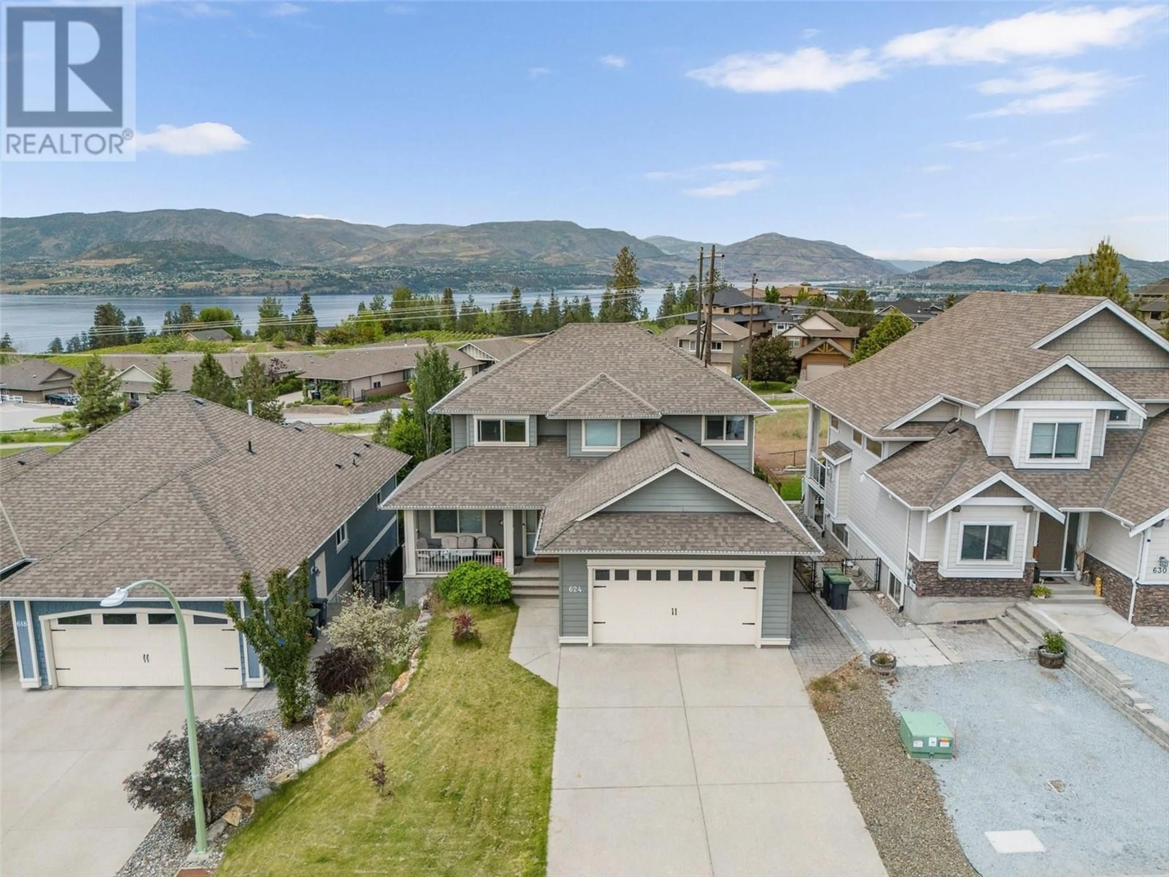 A pic from outside/outdoor area/front of a property/back of a property/a pic from drone, water/lake/river/ocean view for 624 LEFEVERE AVENUE, Kelowna British Columbia V1W5G7