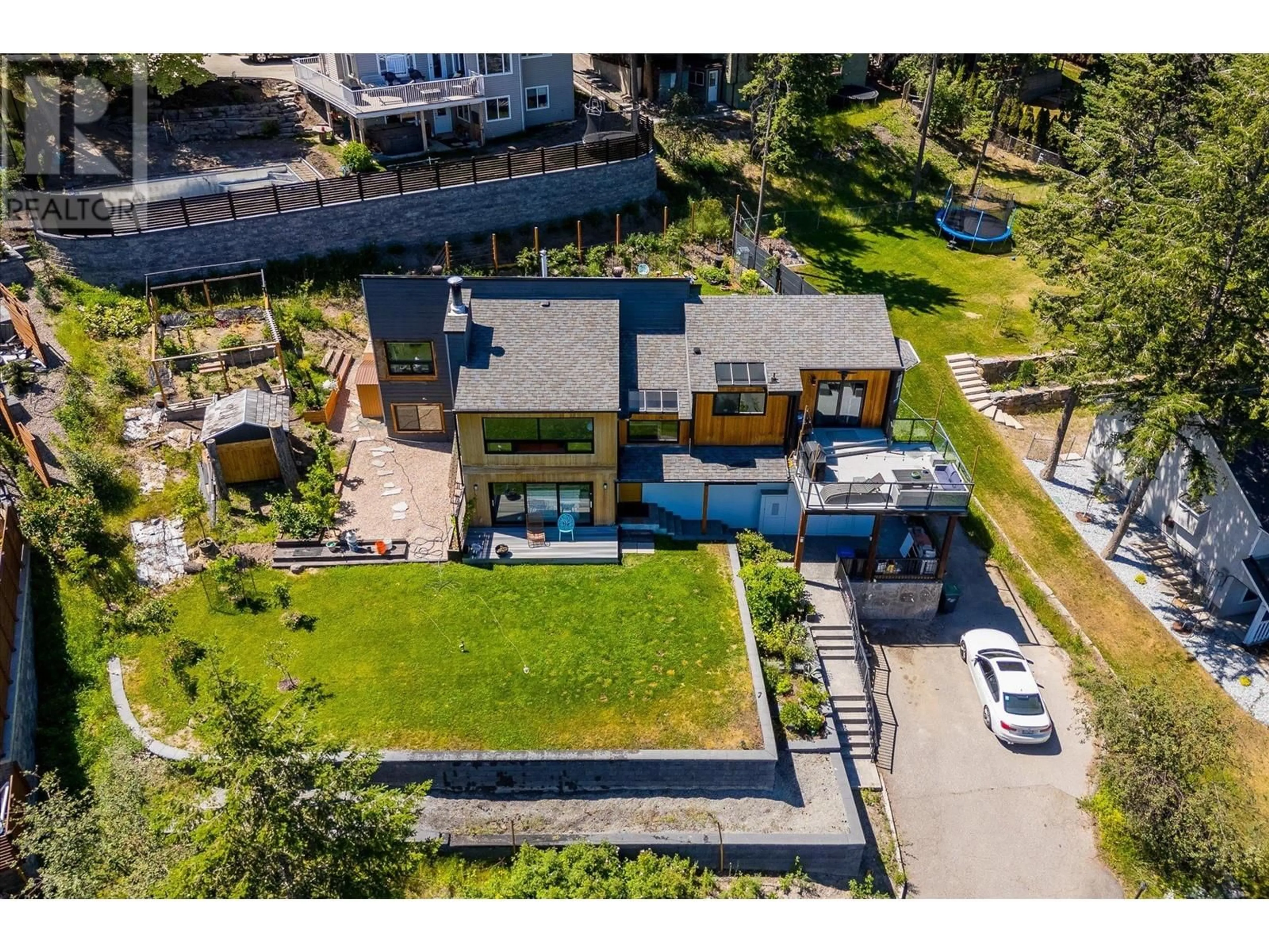 A pic from outside/outdoor area/front of a property/back of a property/a pic from drone, street for 1632 GRIFFITHS PLACE, West Kelowna British Columbia V1Z2T7