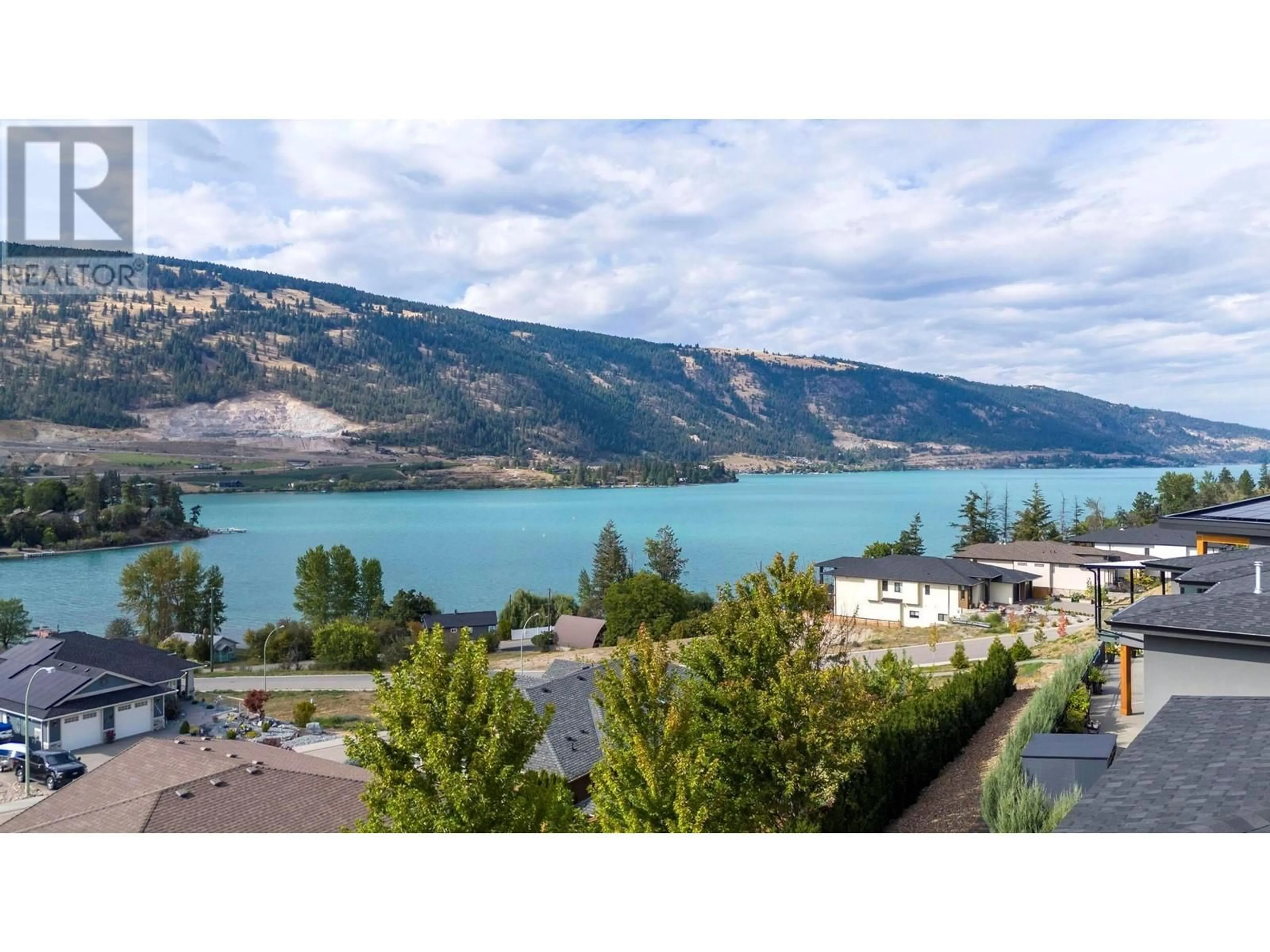 A pic from outside/outdoor area/front of a property/back of a property/a pic from drone, water/lake/river/ocean view for 15812 MCDONAGH ROAD, Lake Country British Columbia V4V2E7