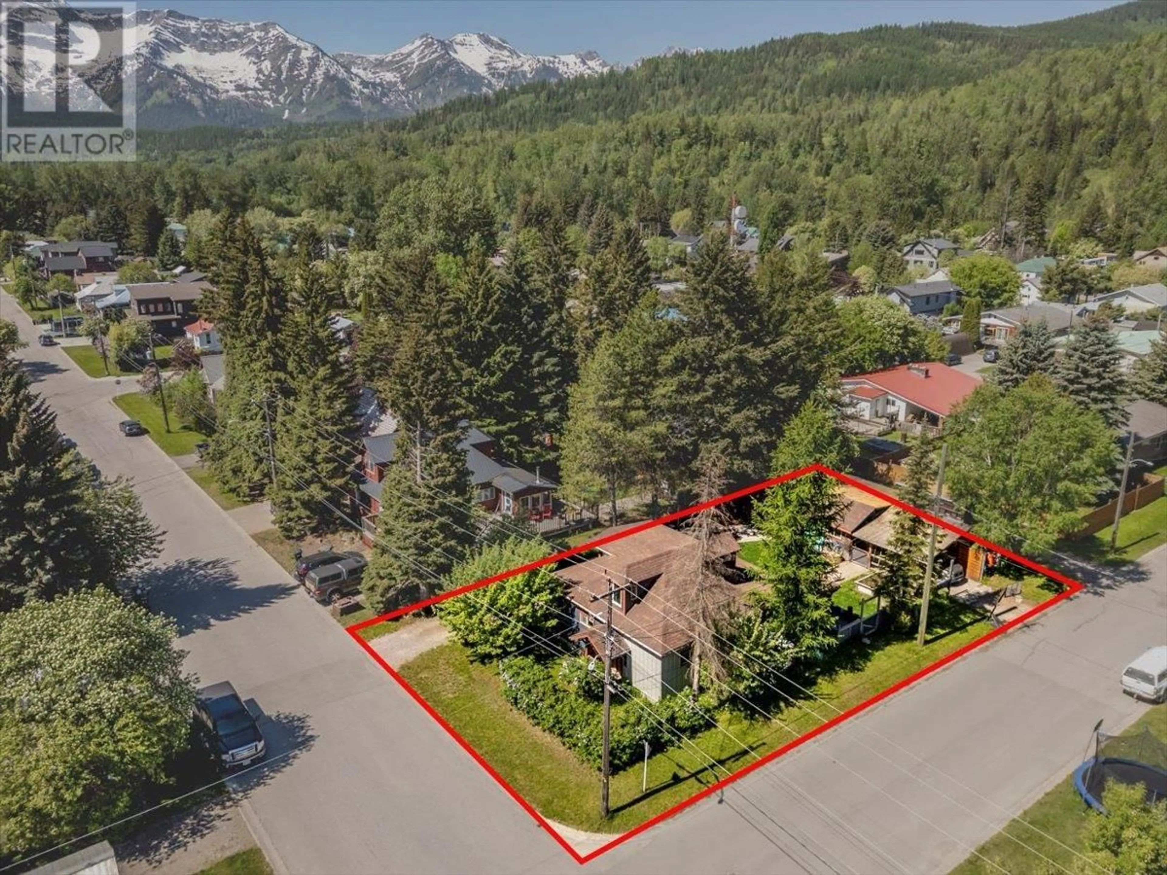 A pic from outside/outdoor area/front of a property/back of a property/a pic from drone, mountain view for 791 8TH AVENUE, Fernie British Columbia V0B1M0