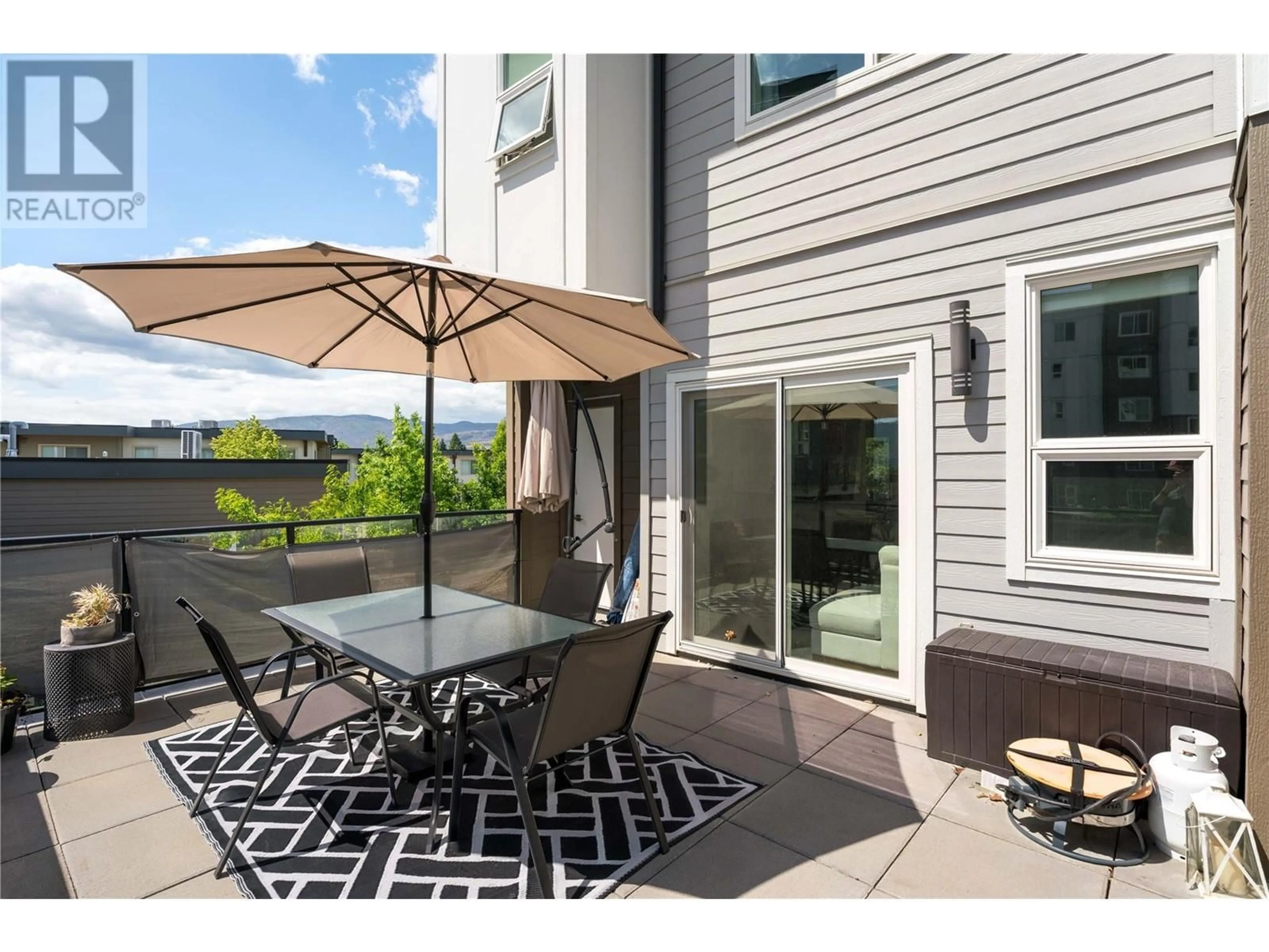 Patio, street for 101 - 3630 MISSION SPRINGS DRIVE, Kelowna British Columbia V1W0B2