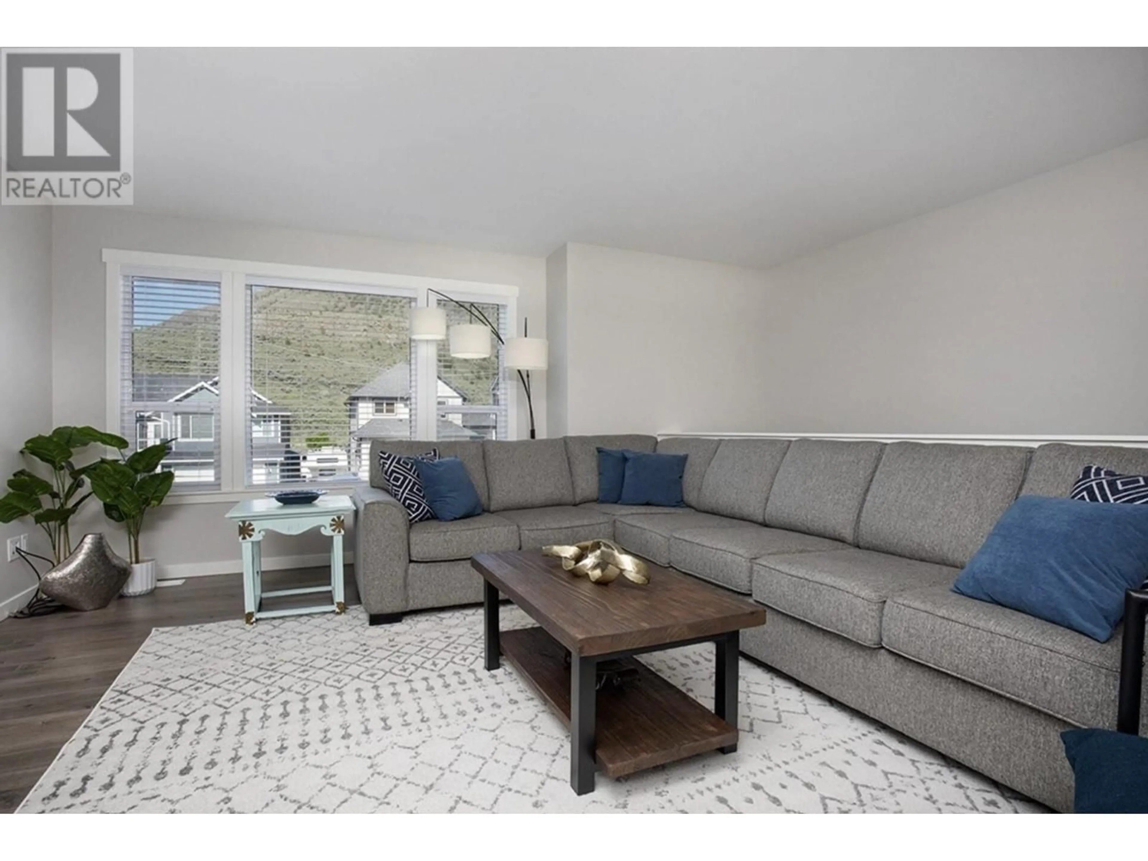 Living room with furniture, unknown for 2190 SADDLEBACK DRIVE, Kamloops British Columbia V2B0B9