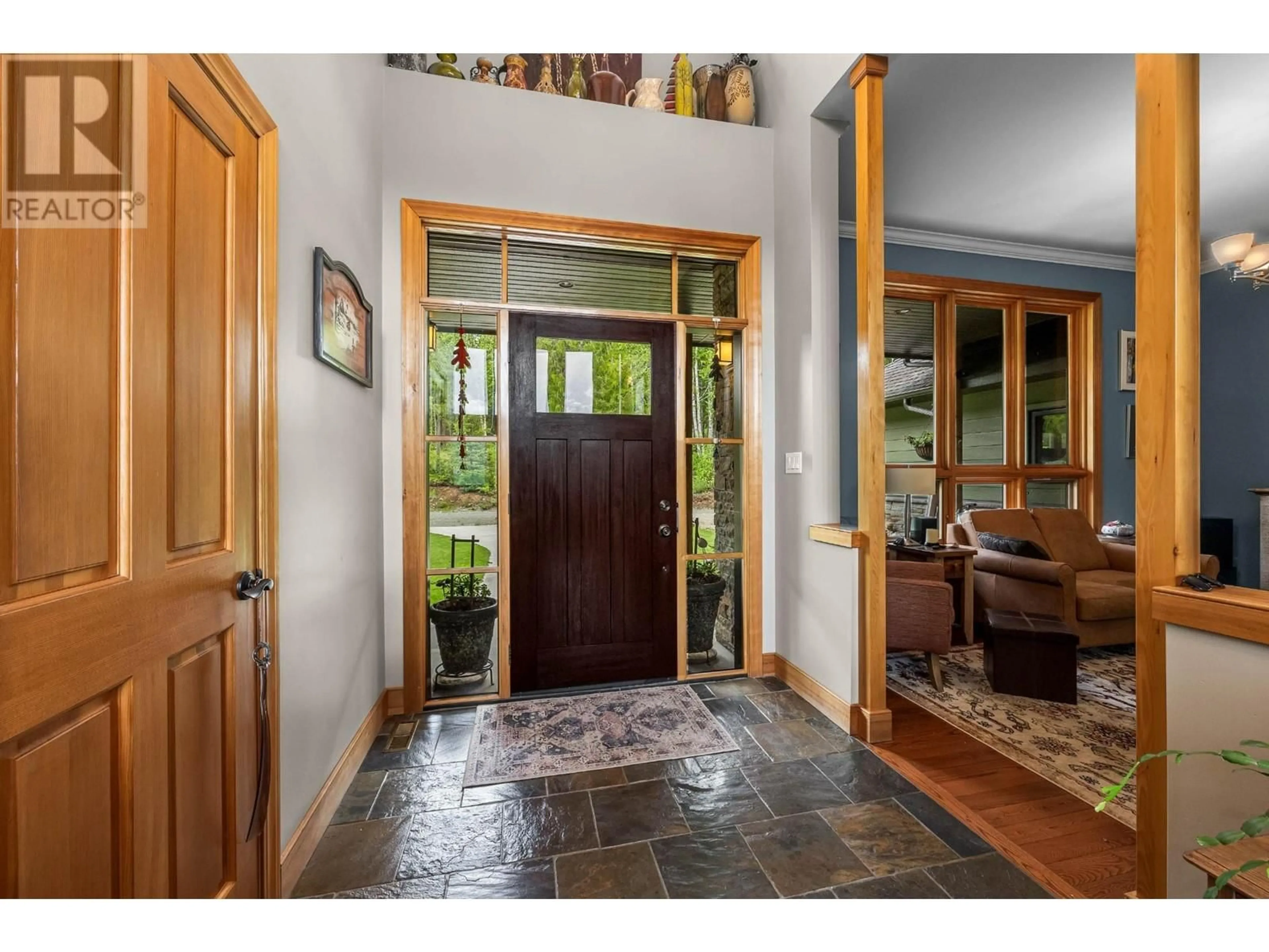 Indoor entryway for 1249 CLEARWATER VALLEY ROAD, Clearwater British Columbia V0E1N1