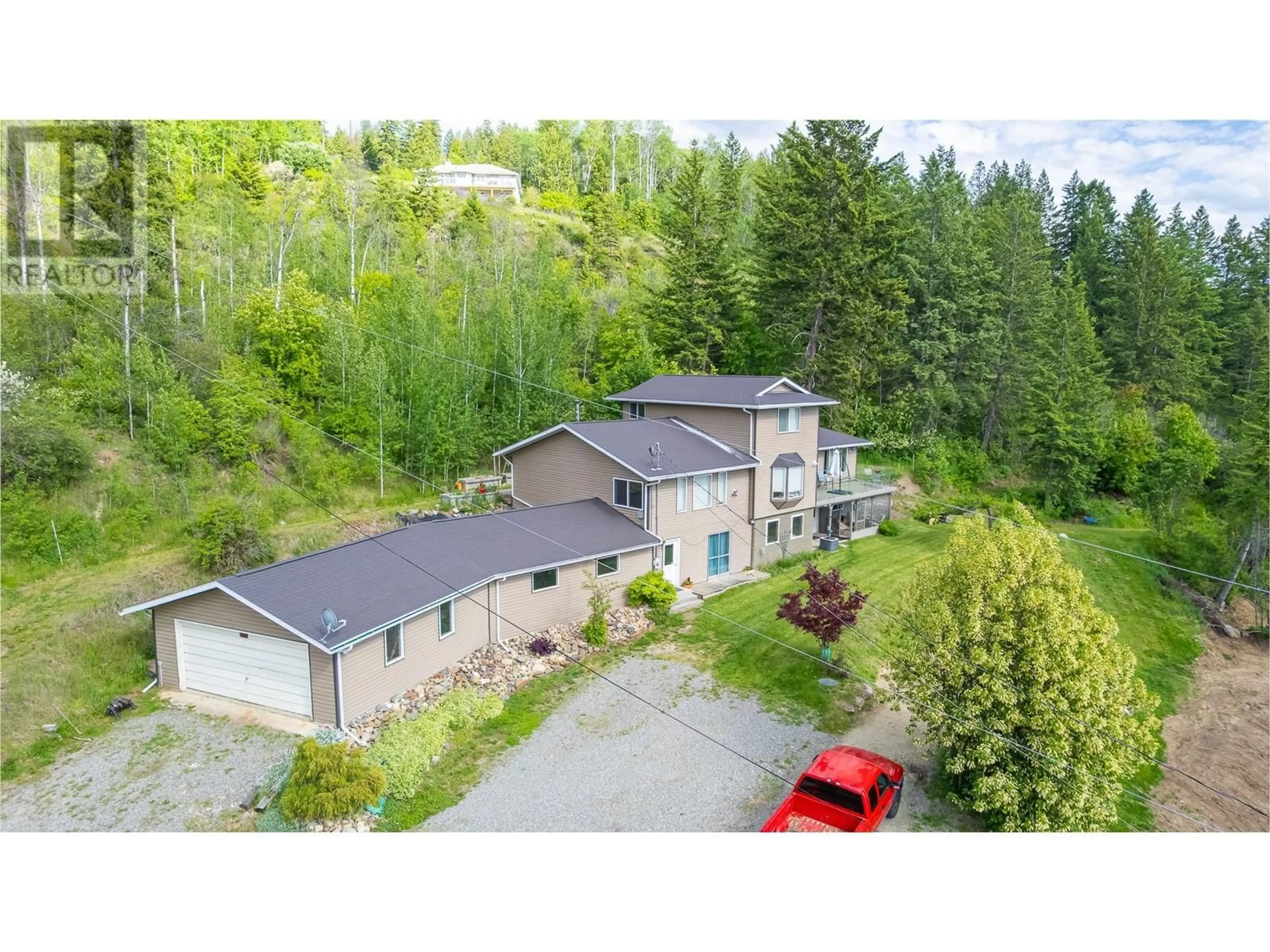 A pic from outside/outdoor area/front of a property/back of a property/a pic from drone, unknown for 3870 LAKEVIEW ARROW CREEK ROAD, Creston British Columbia V0B1G8