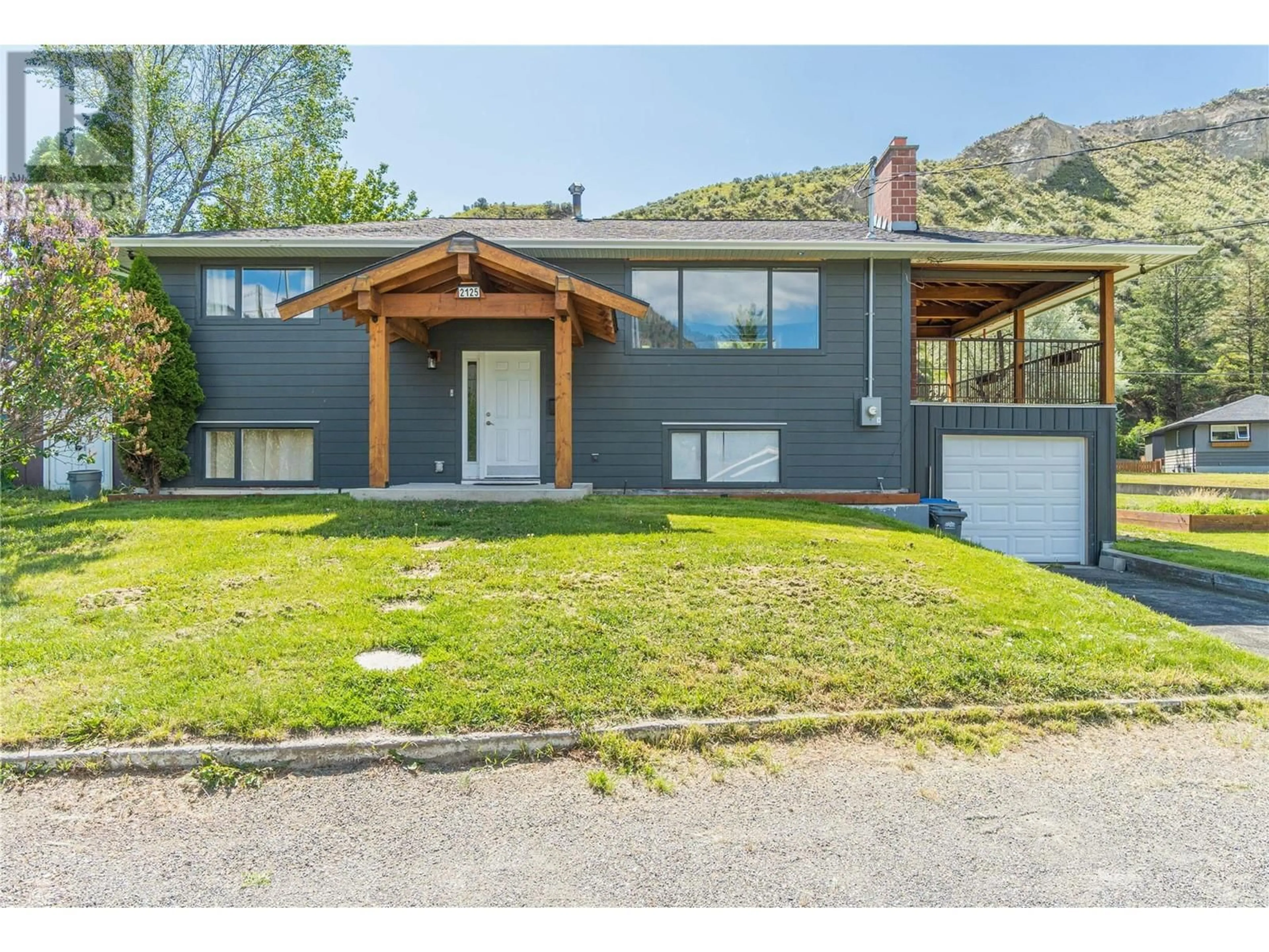 Home with vinyl exterior material, mountain view for 2125 CRESCENT DRIVE, Kamloops British Columbia V2C4J5