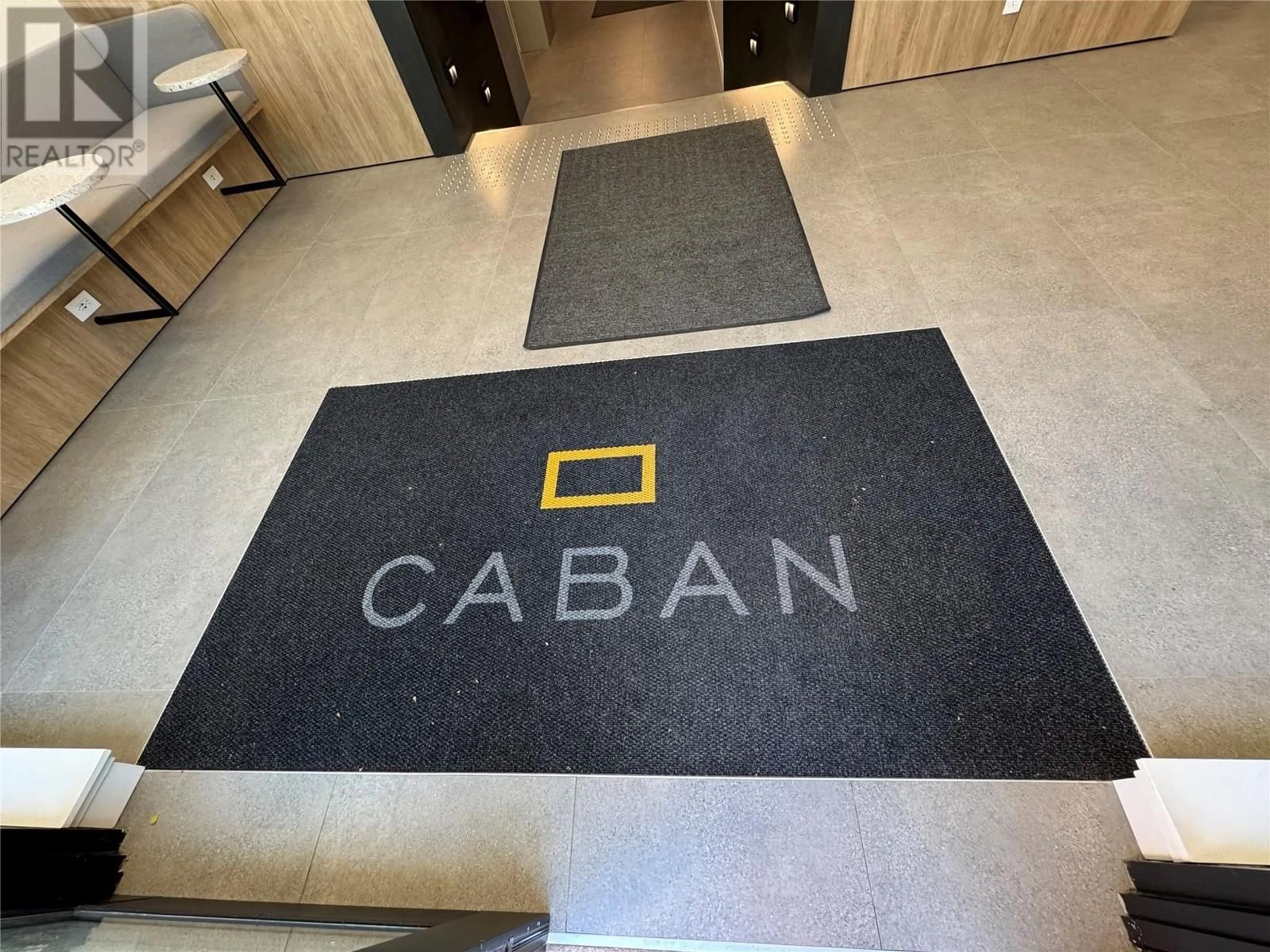 Lobby for 314 - 3389 LAKESHORE ROAD, Kelowna British Columbia V1W3S9