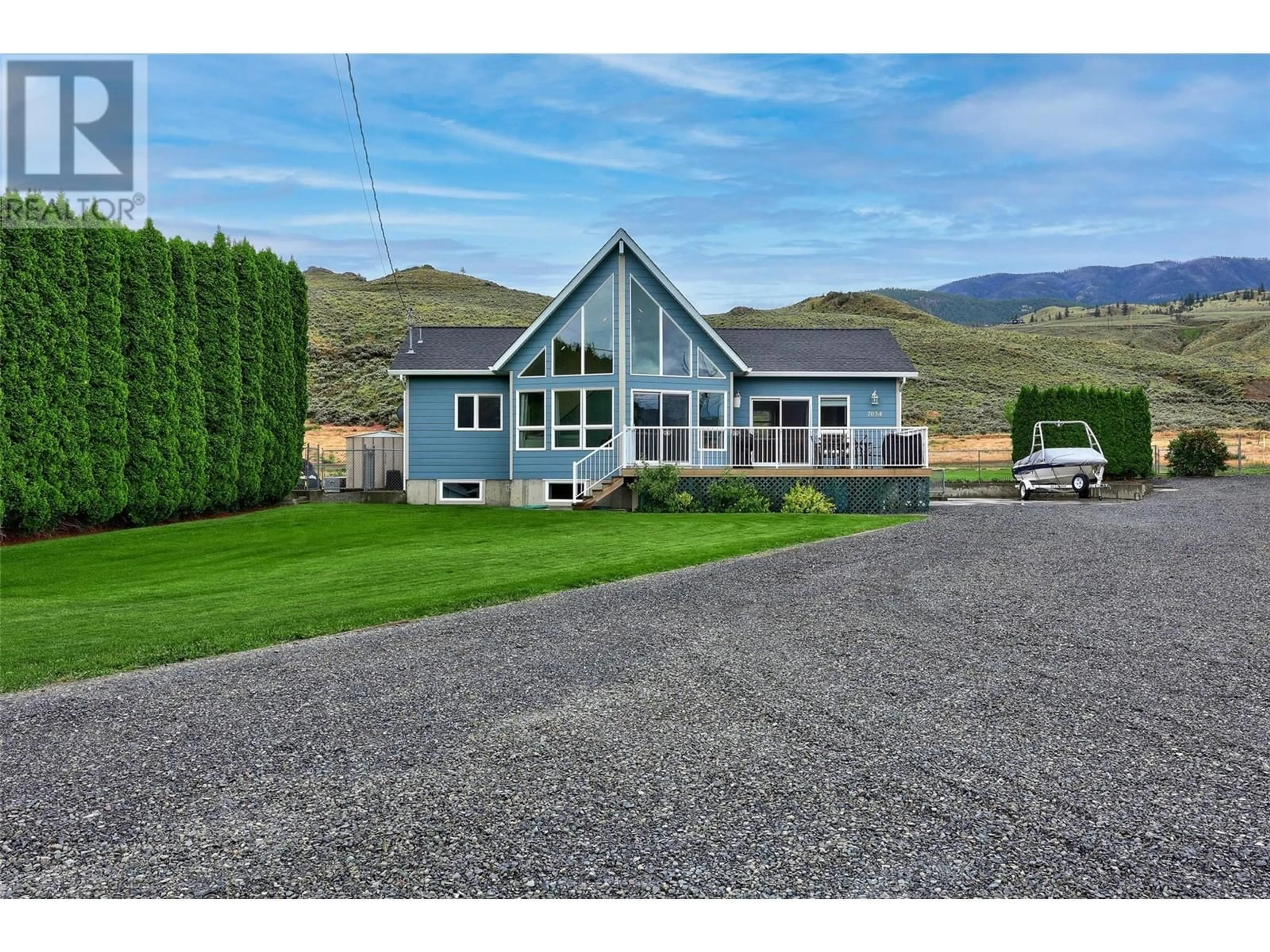 A pic from outside/outdoor area/front of a property/back of a property/a pic from drone, unknown for 7034 WATSON DRIVE EAST, Kamloops British Columbia V0K2J0