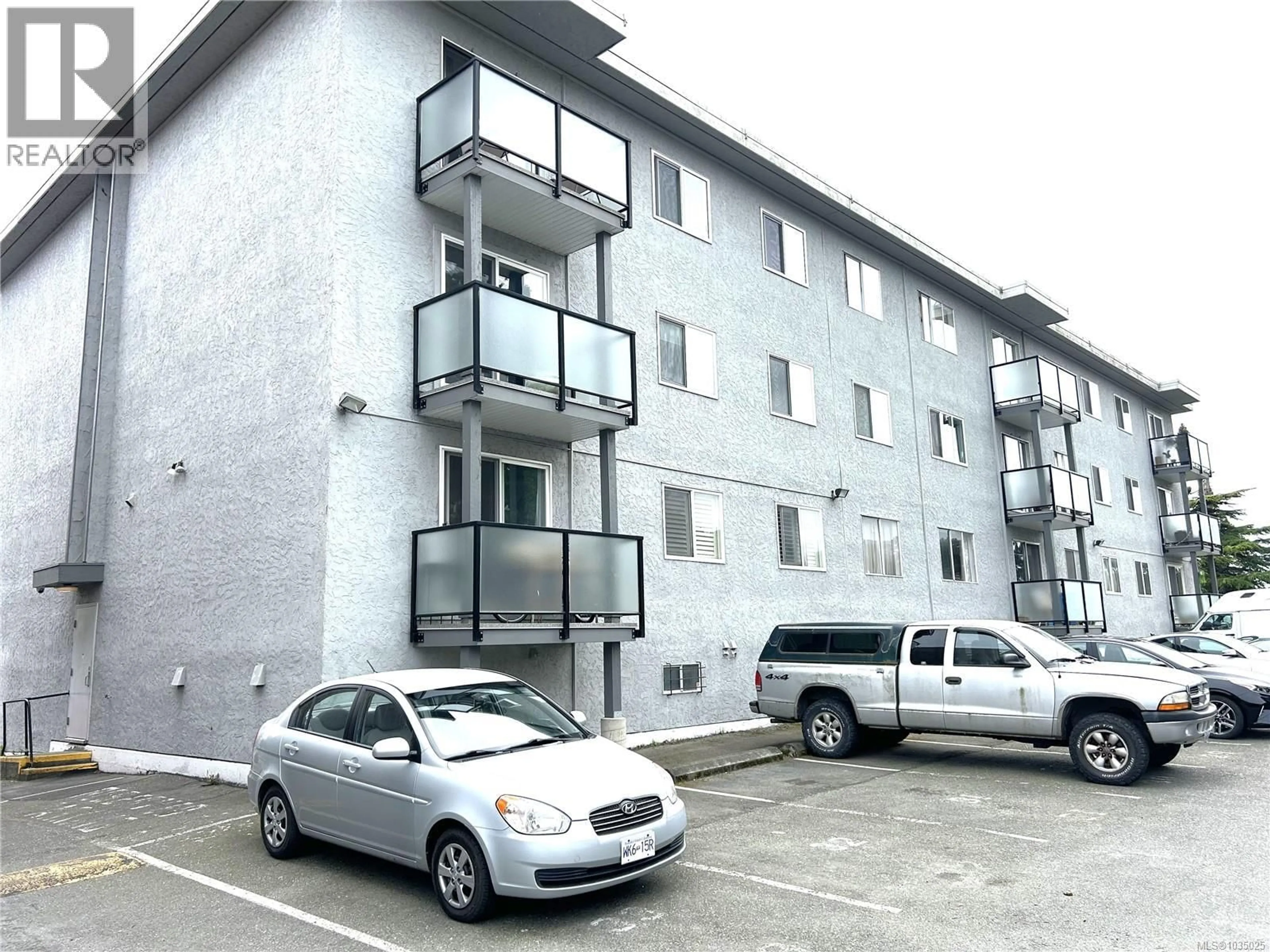 Unknown for 304 - 904 HILLSIDE AVENUE, Victoria British Columbia V8T1Z8