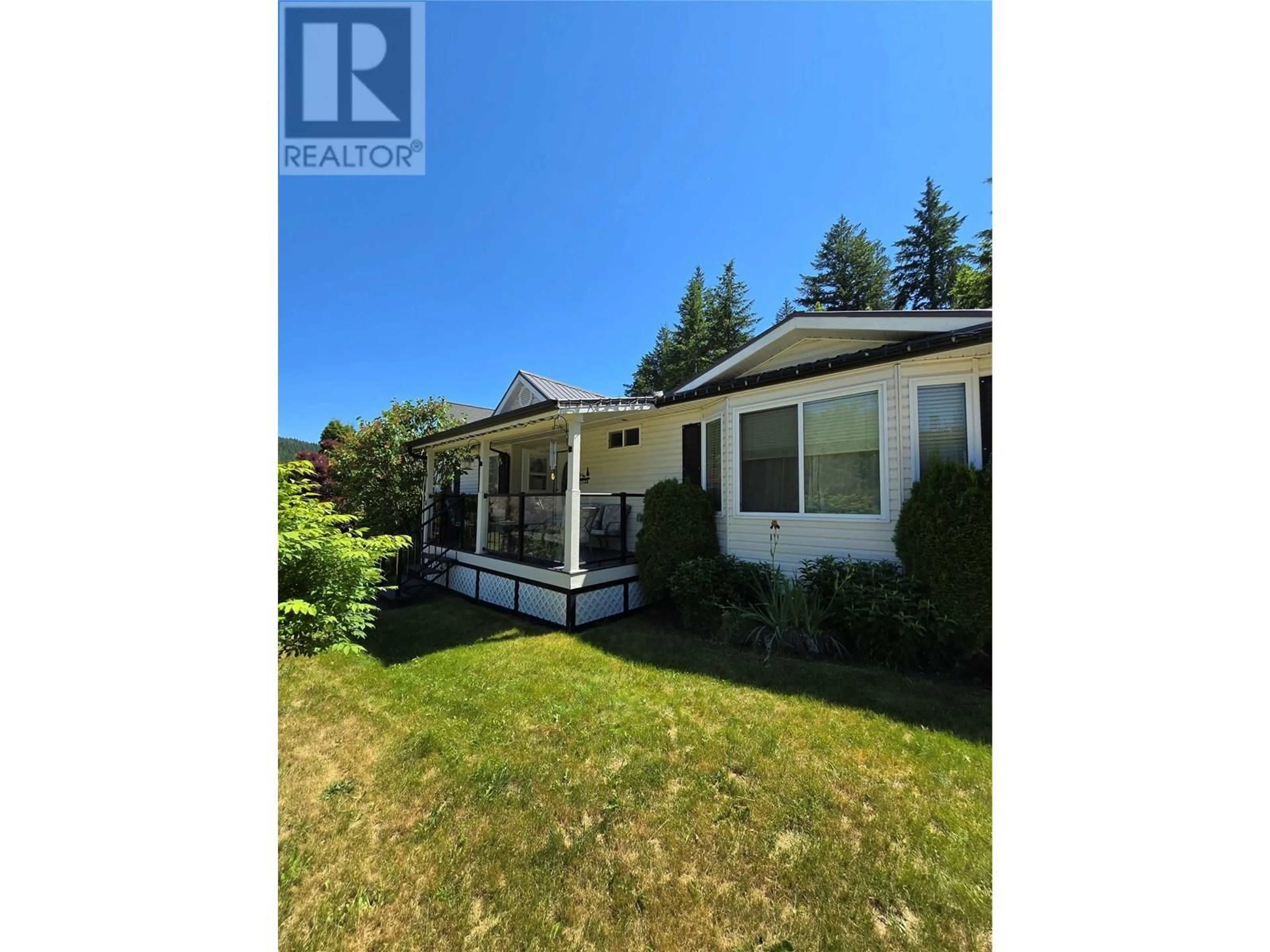 A pic from outside/outdoor area/front of a property/back of a property/a pic from drone, unknown for 14 - 8758 HOLDING ROAD, Adams Lake British Columbia V0E1M2