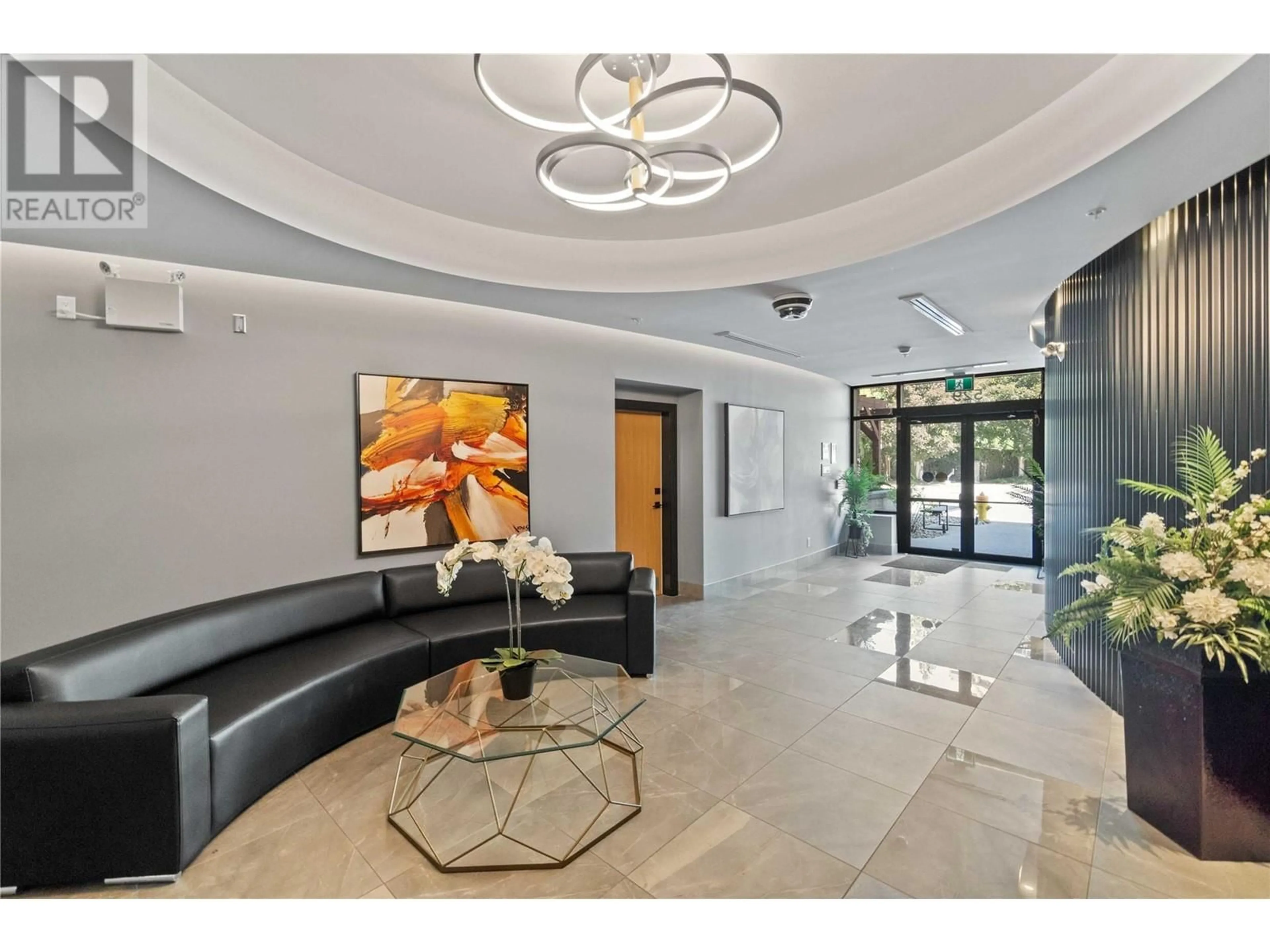 Lobby for 301 - 529 TRUSWELL ROAD, Kelowna British Columbia V1W3K7
